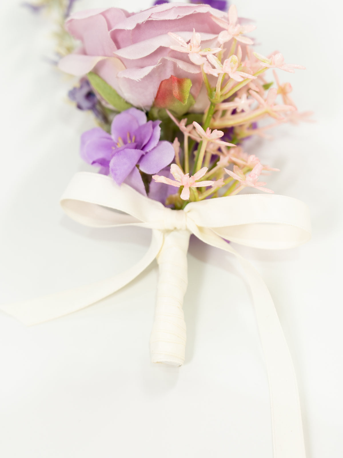 Violet Garden Rose &amp; Purple Wildflower Groom&