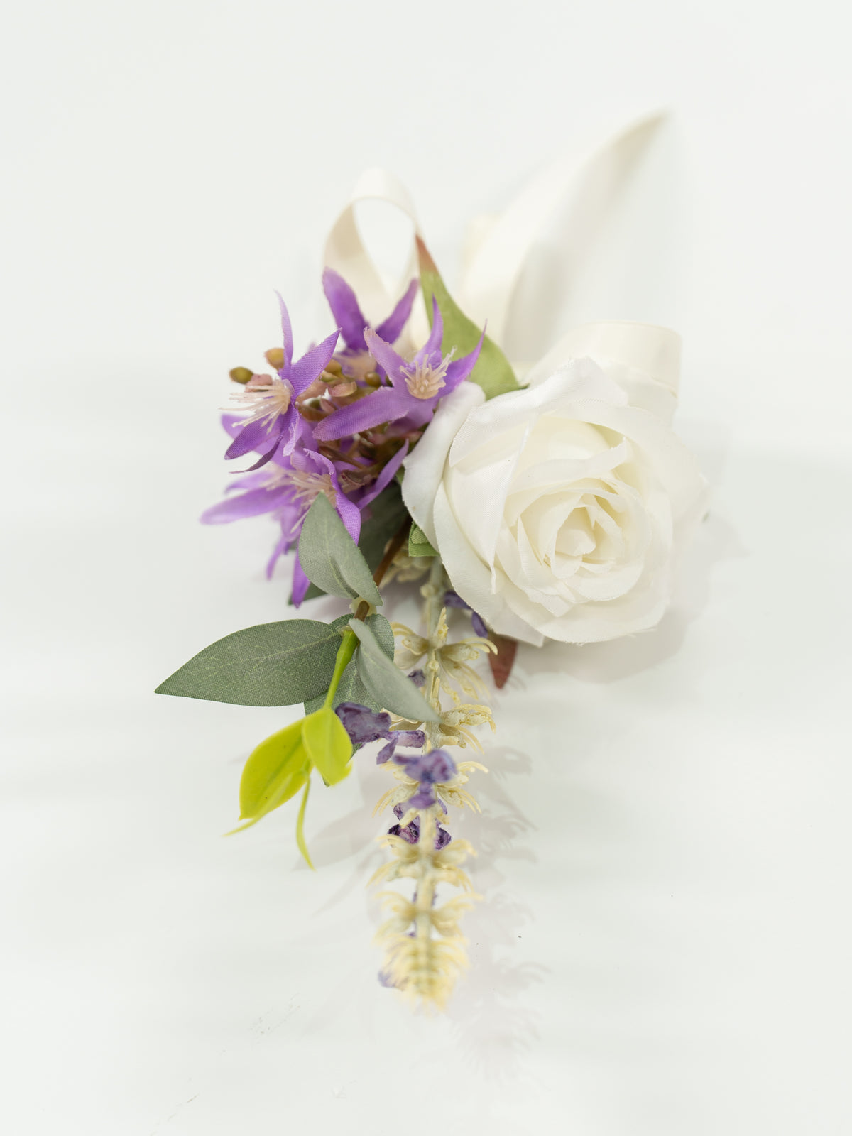 Violet Spray roses, lavender,Parvi Groomsmen&