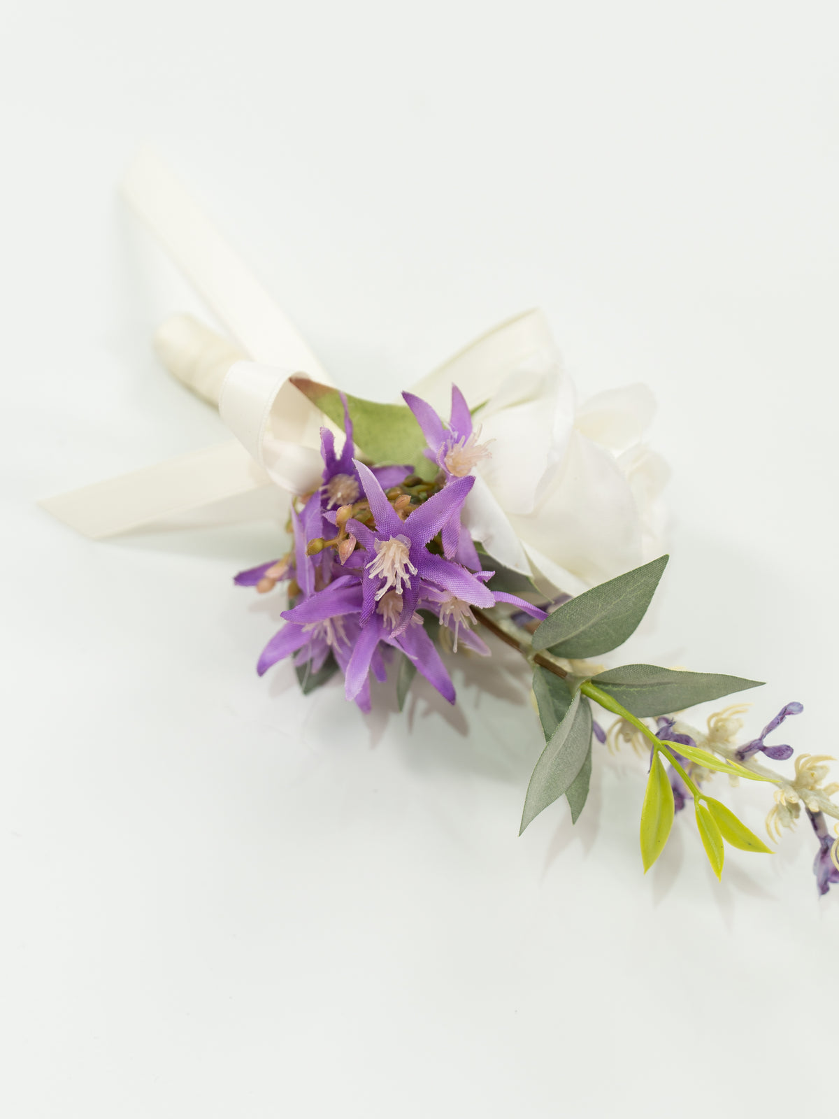 Violet Spray roses, lavender,Parvi Groomsmen&