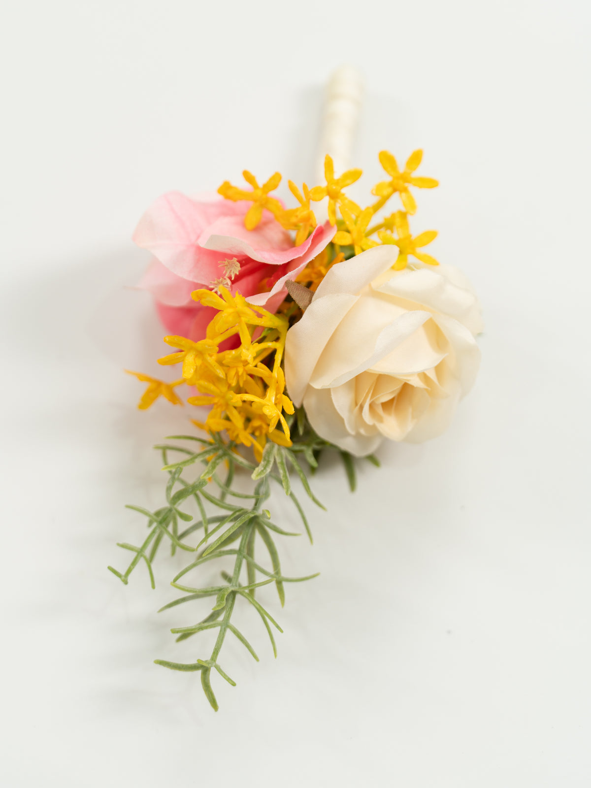 Delicate Spray Roses &amp; Greenery Groomsmen&