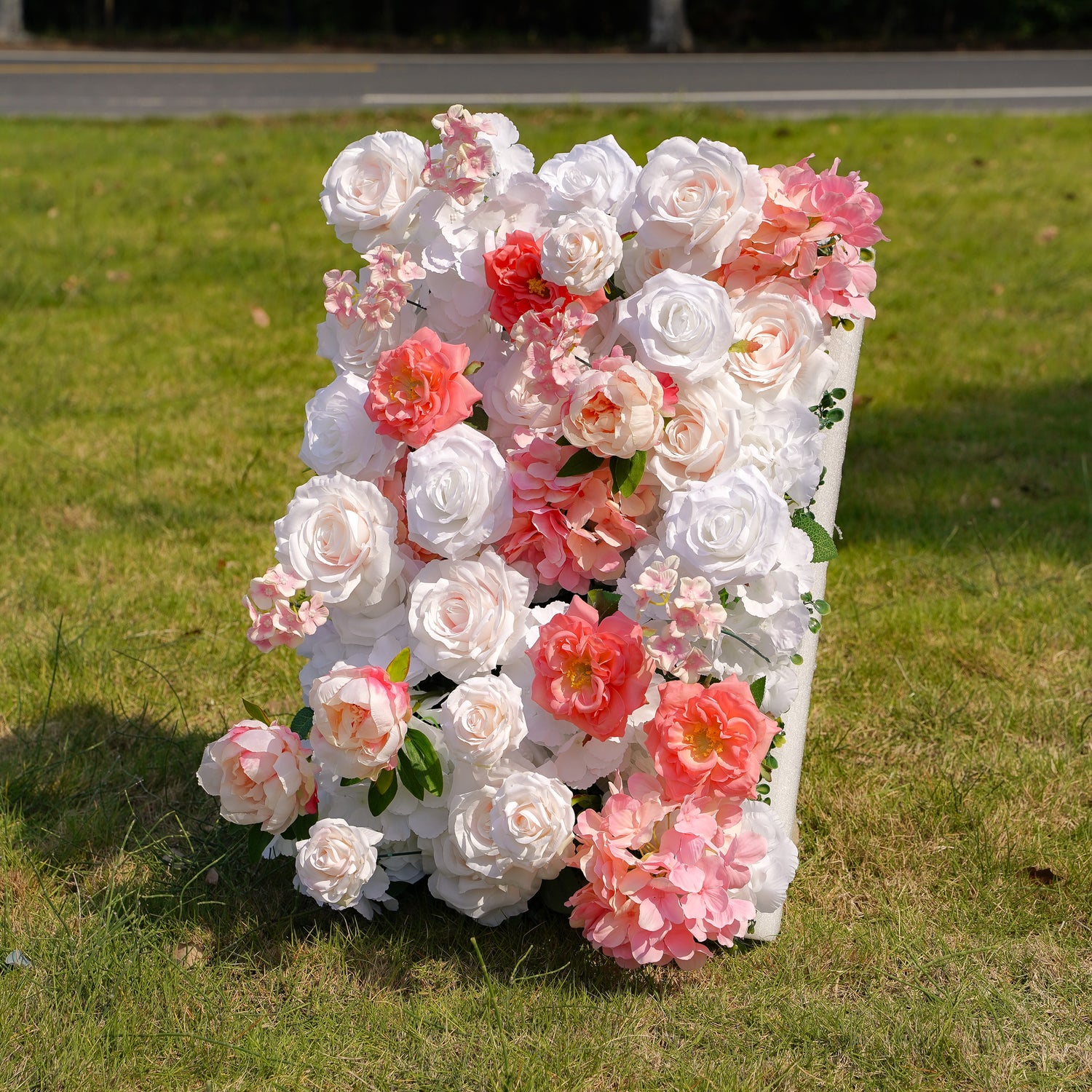 Reese：5D Fabric Artificial rolling up curtain flower wall Rose Morning