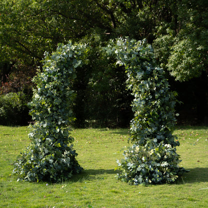 CA03：Wedding Party Background Floral Arch Decoration (Including Frame) + 2 Silk flower ground runners + 300 Loose Flowers