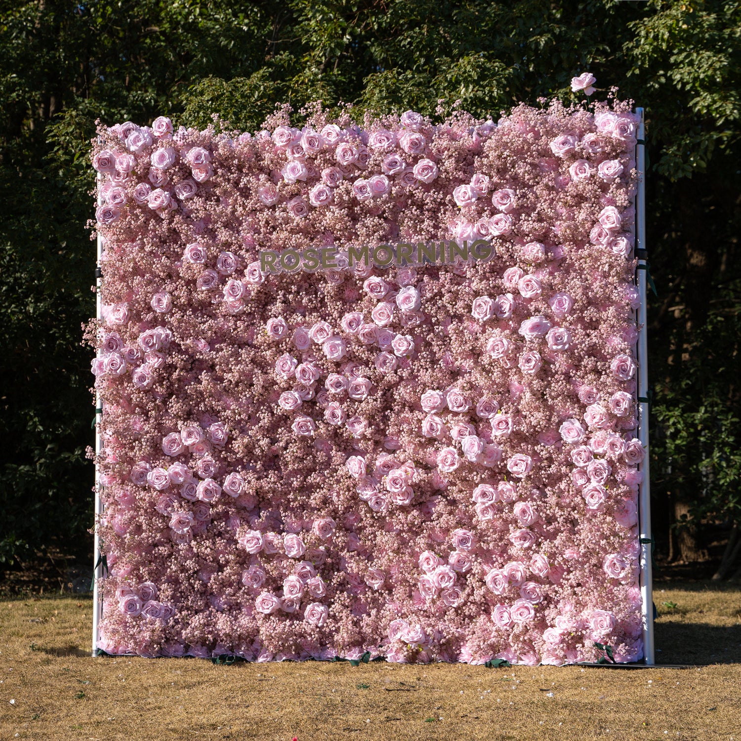 Pink Baby Breath：3D Fabric Artificial rolling up curtain flower wall