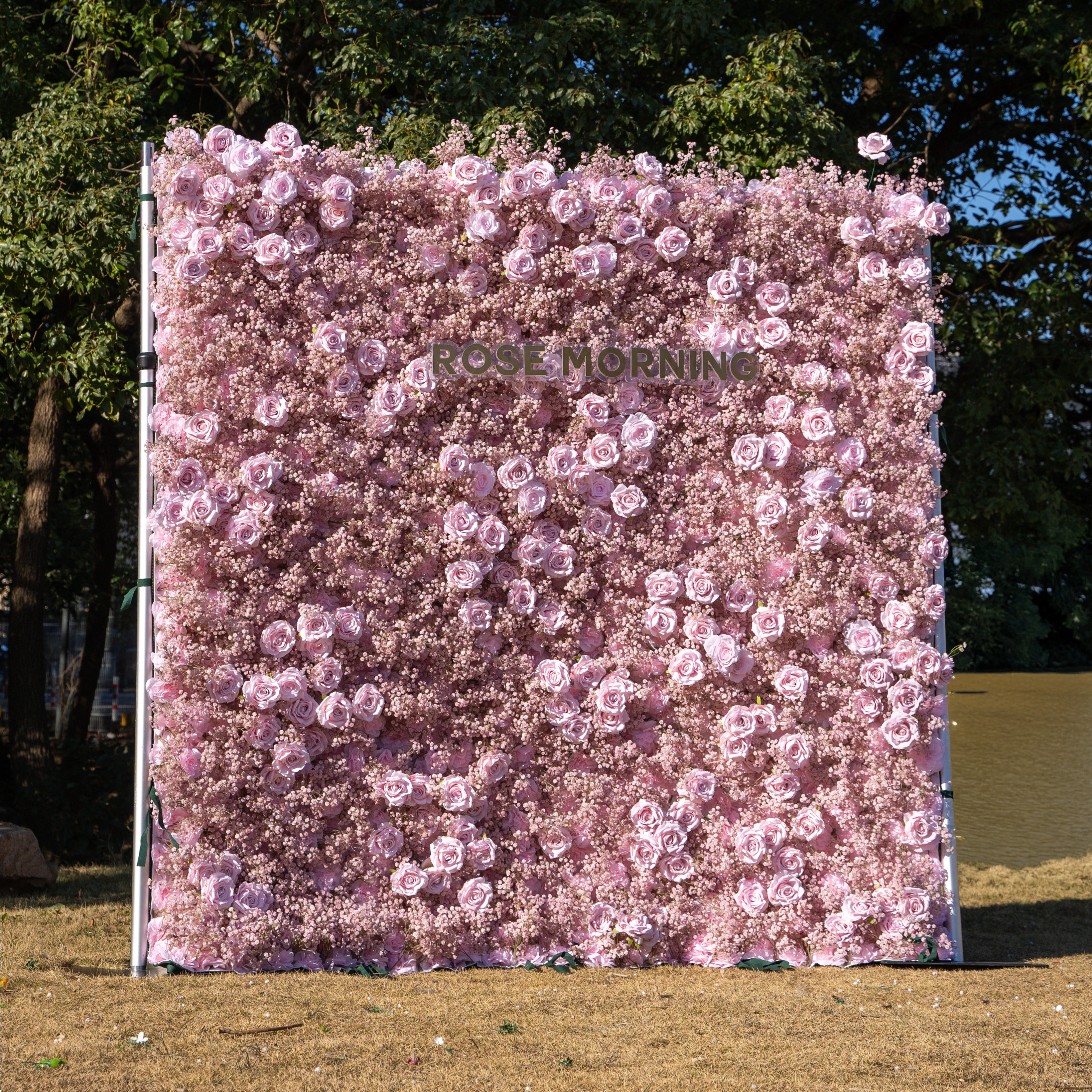 Pink Baby Breath：3D Fabric Artificial rolling up curtain flower wall