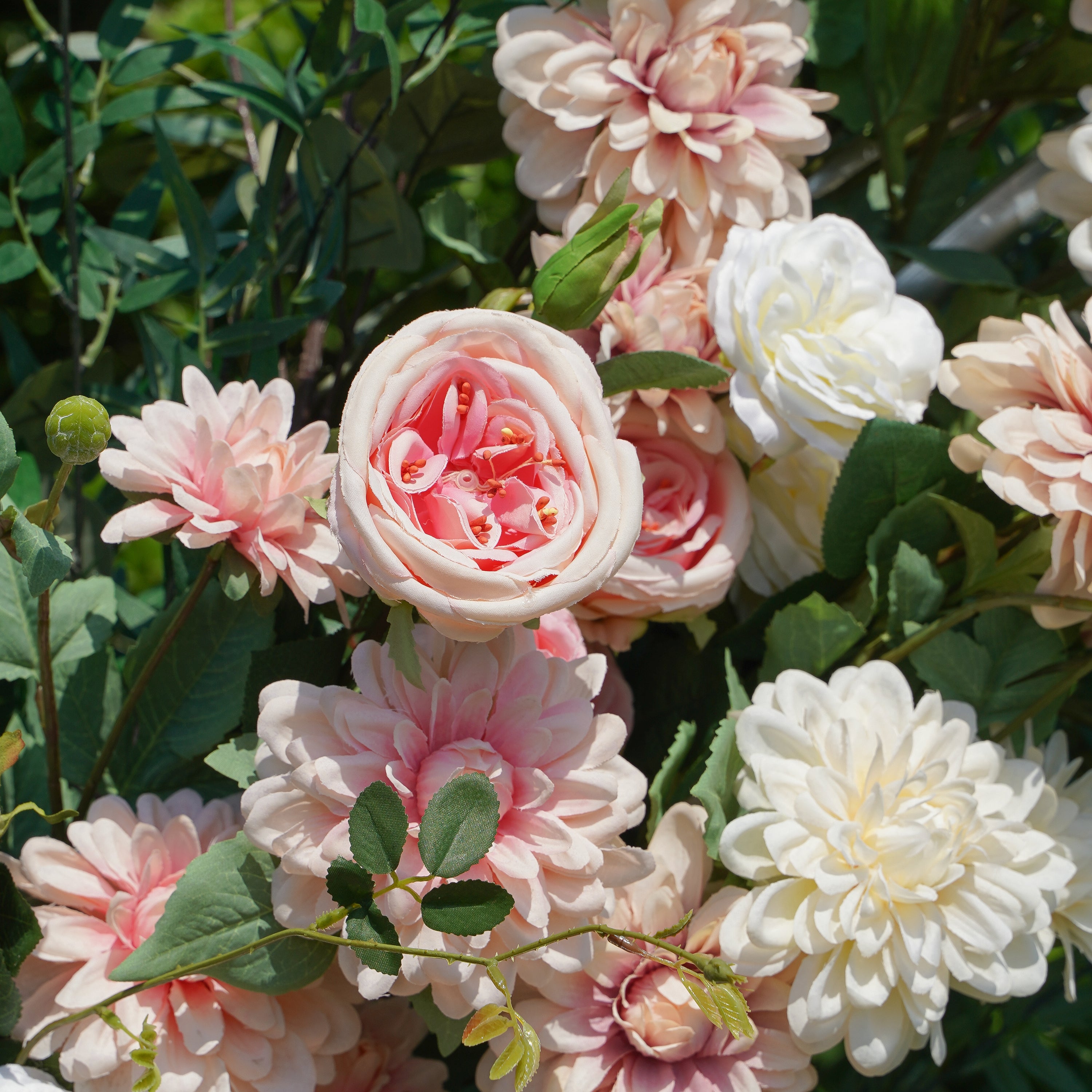 Rose Morning Skylar Flower Arch is a floral arch made of artificial flowers for weddings, parties, birthdays and other events. The flower arch is made of metal frame, easy to assemble and disassemble. Big enough for your guests to take pictures and keep. Flower arches are made of high quality material and durable. The color of the floral arch can be chosen according to your wedding theme. A floral arch is the perfect decoration for any occasion and is sure to impress your guests.