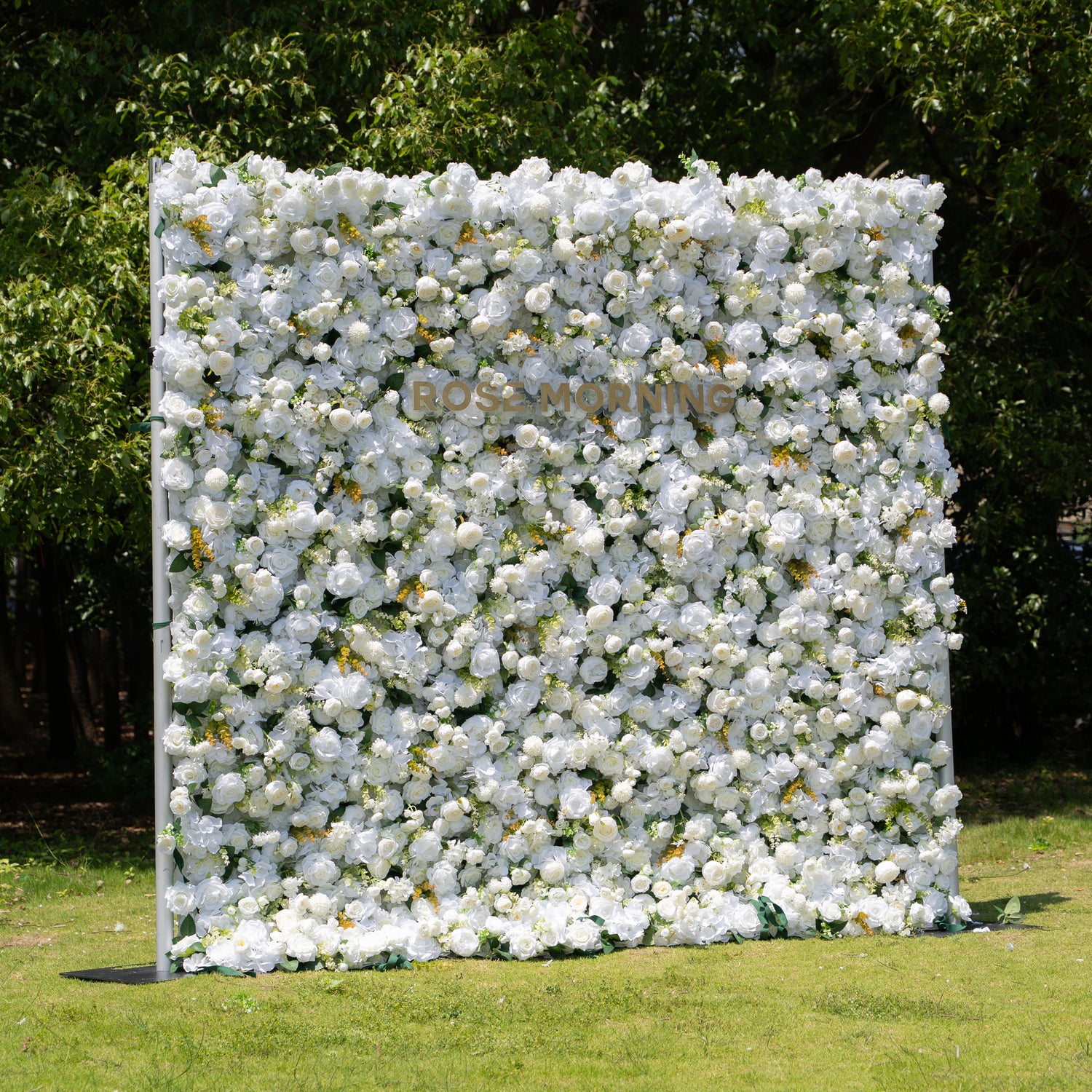 Labu ：3D Fabric Artificial rolling up curtain flower wall