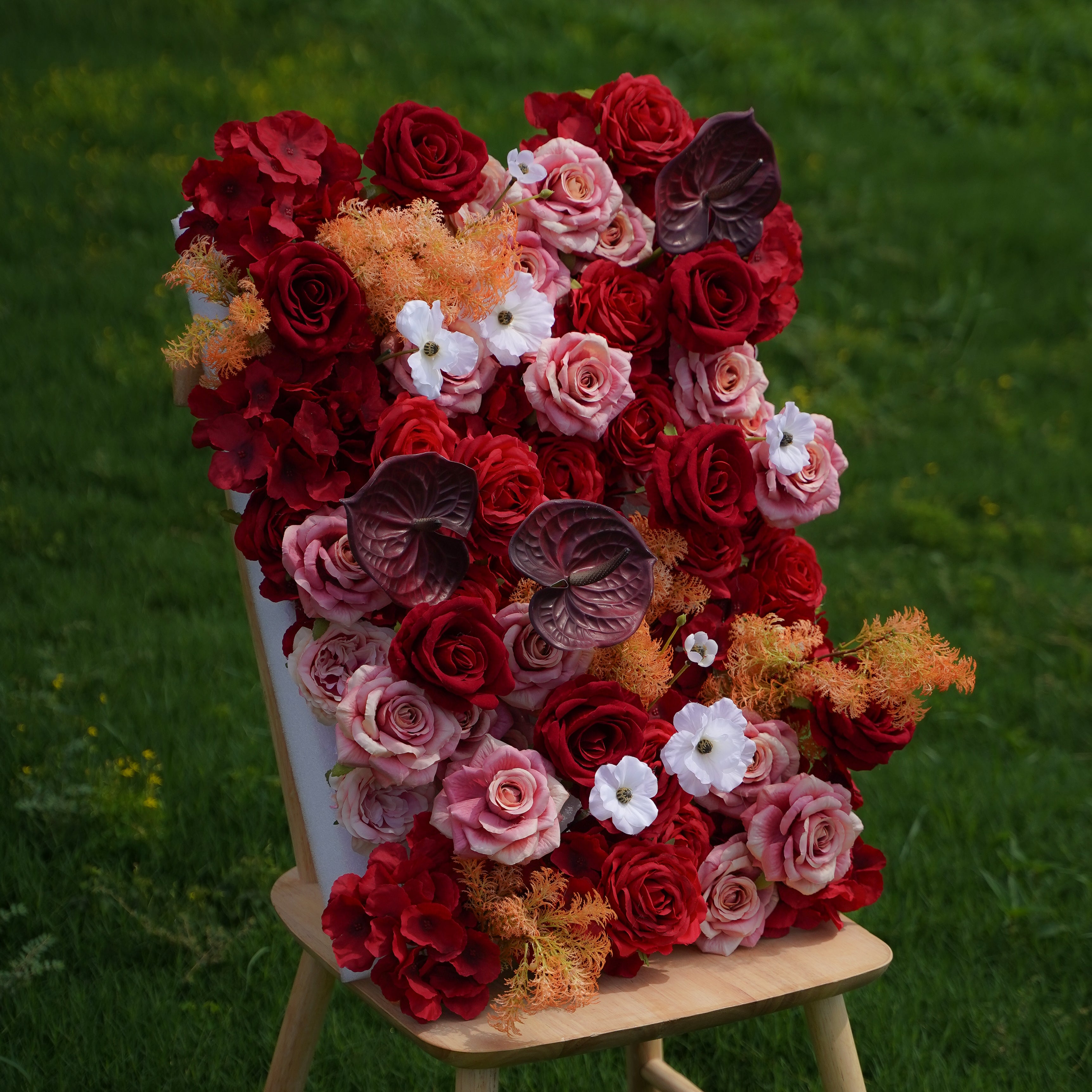 The flower walls are made of artificial flowers in various colors, layered at different levels to create a lush, elegant and natural look. The exclusive zipper design and roll-up design make it easy to install and remove.