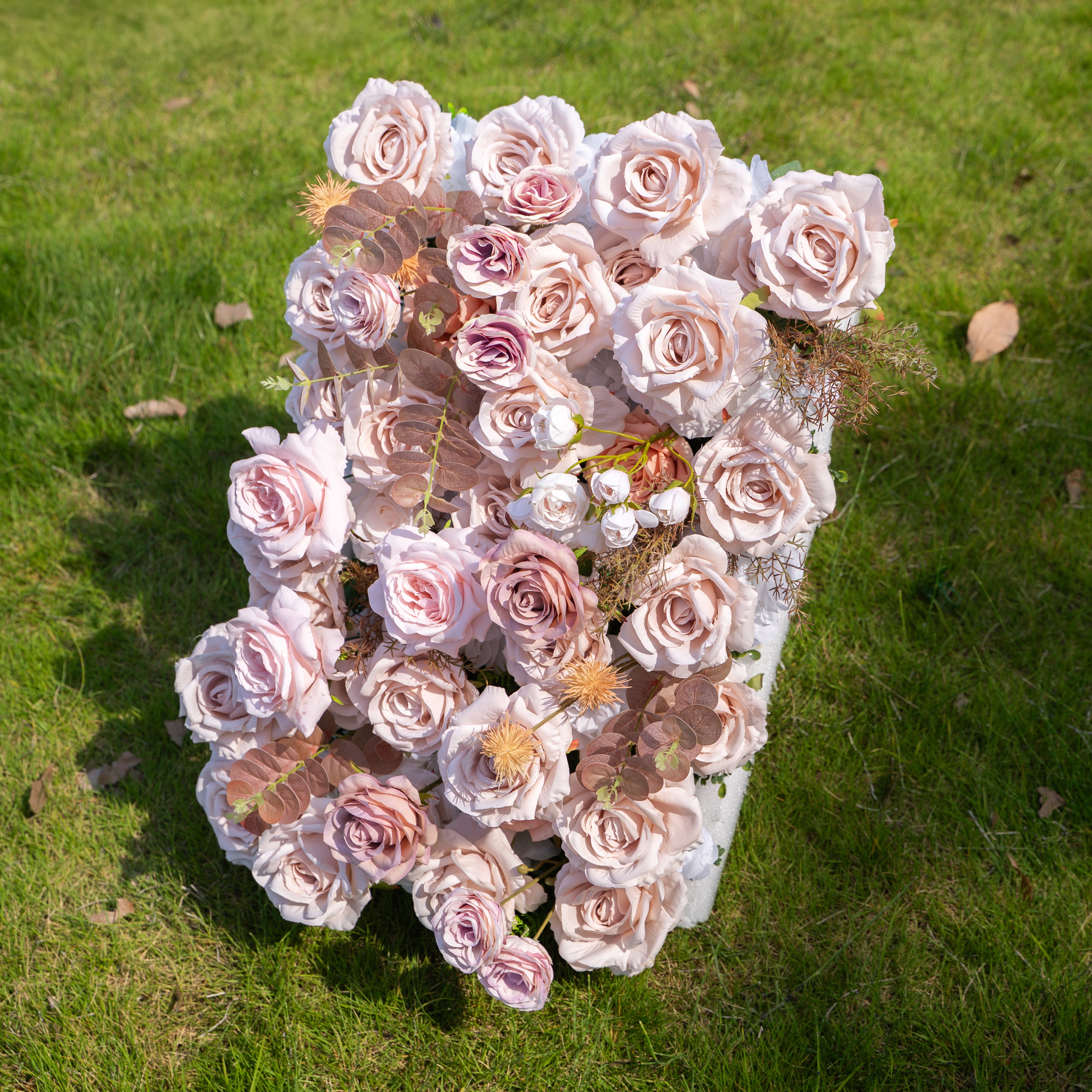 Caffe：5D Fabric Artificial rolling up curtain flower wall
