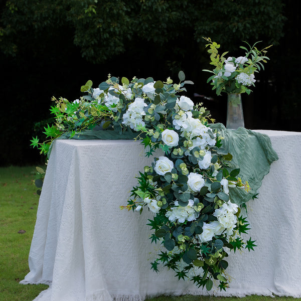 Clam  Long strip flower row trailing long table table arrangement table flower