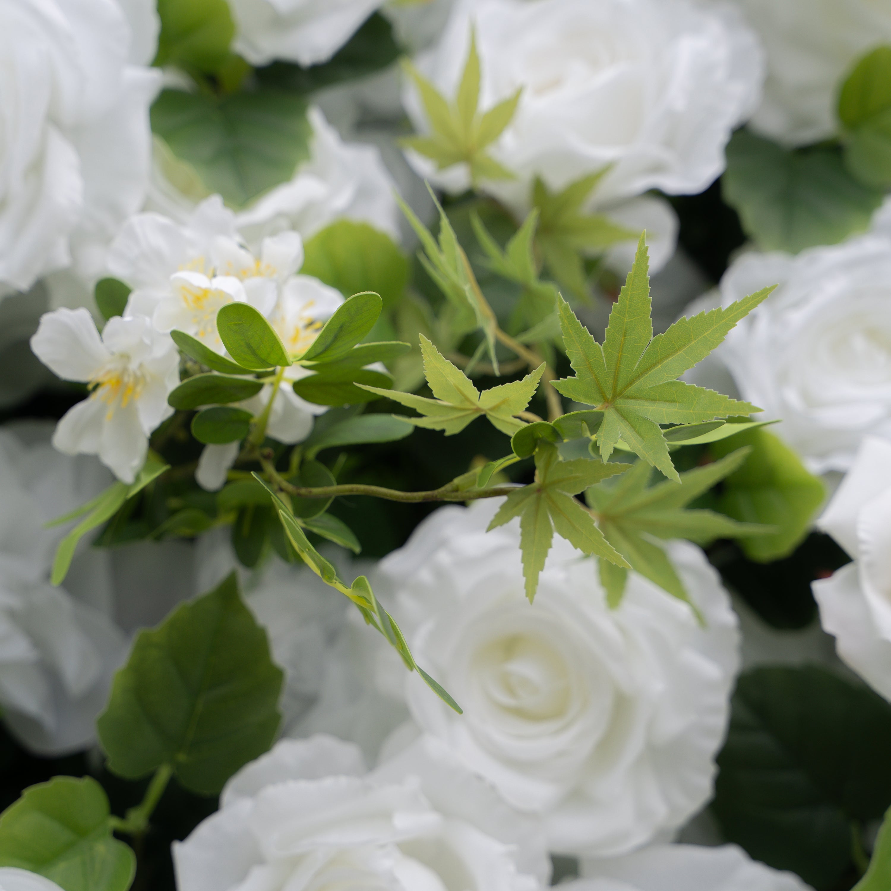 Eira：3D Fabric Artificial rolling up curtain flower wall