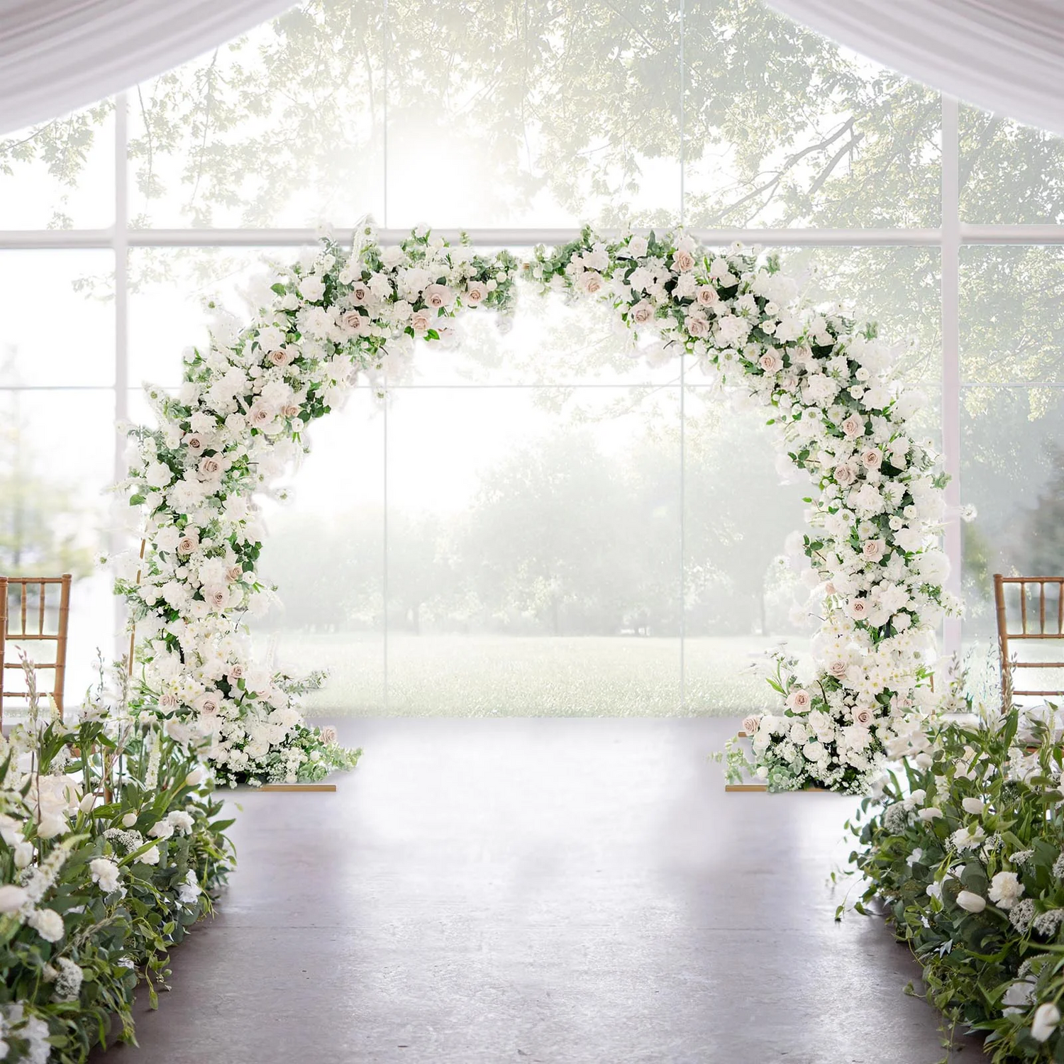 This Metal Half Moon Wedding Arch Planter is the perfect addition to any wedding. It is made of high-quality metal, which is very durable. The arch is made of a half-moon structure with a trellis on top. The flower stand can be decorated with fresh flowers to create a beautiful backdrop. This arch is the perfect addition to any wedding and is sure to impress your guests.