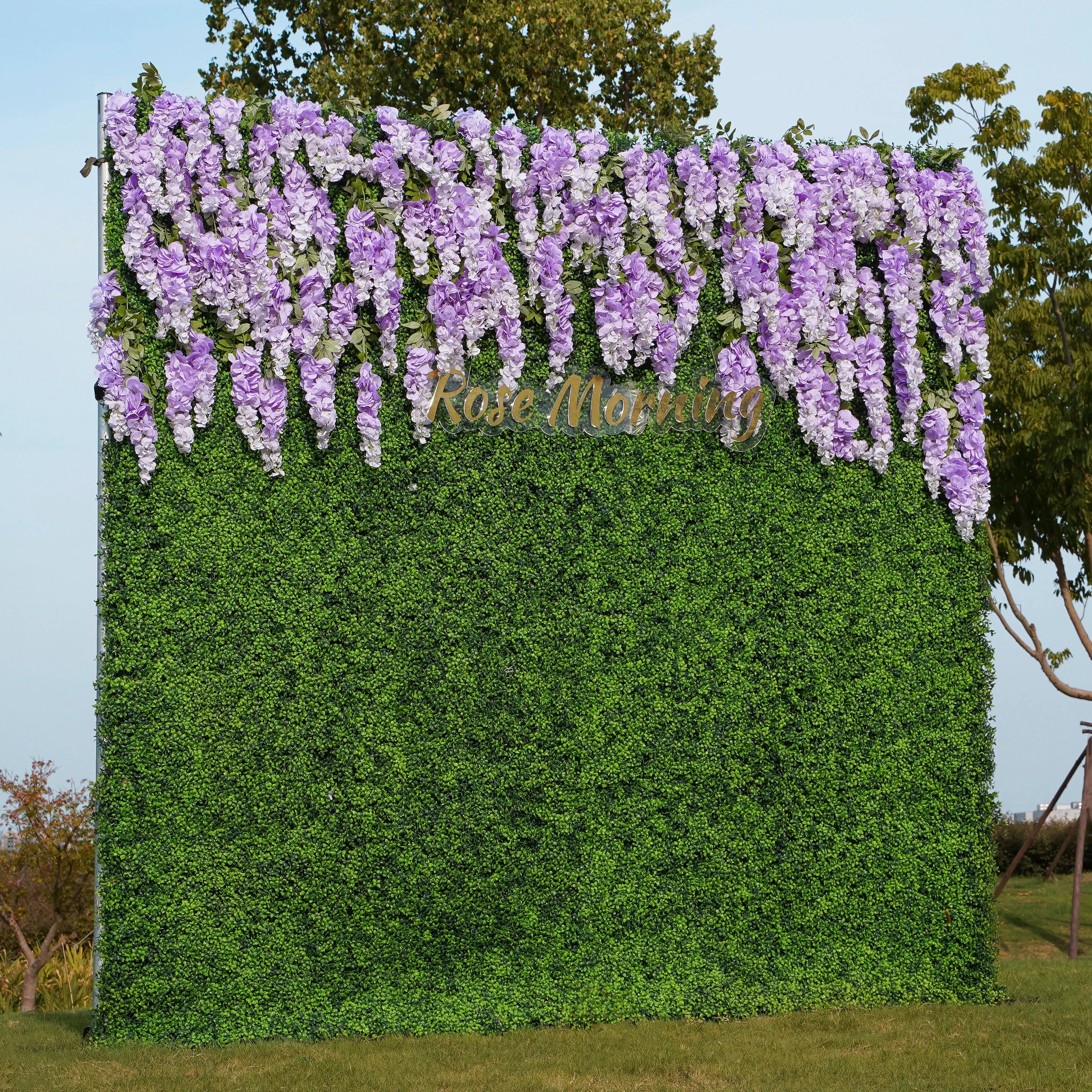 Elsa：2D Fabric Artificial rolling up curtain flower wall