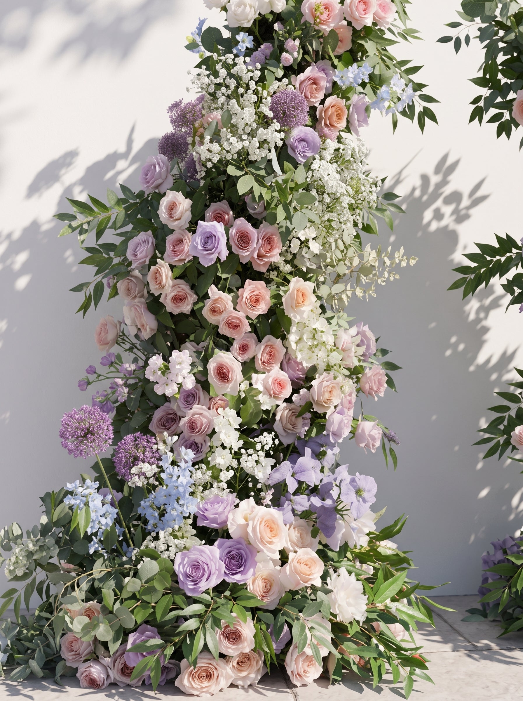 Frelyn Luxury Horn Shaped Flower Arch with Frame for Wedding Party Event Backdrop Decoration — floral detail