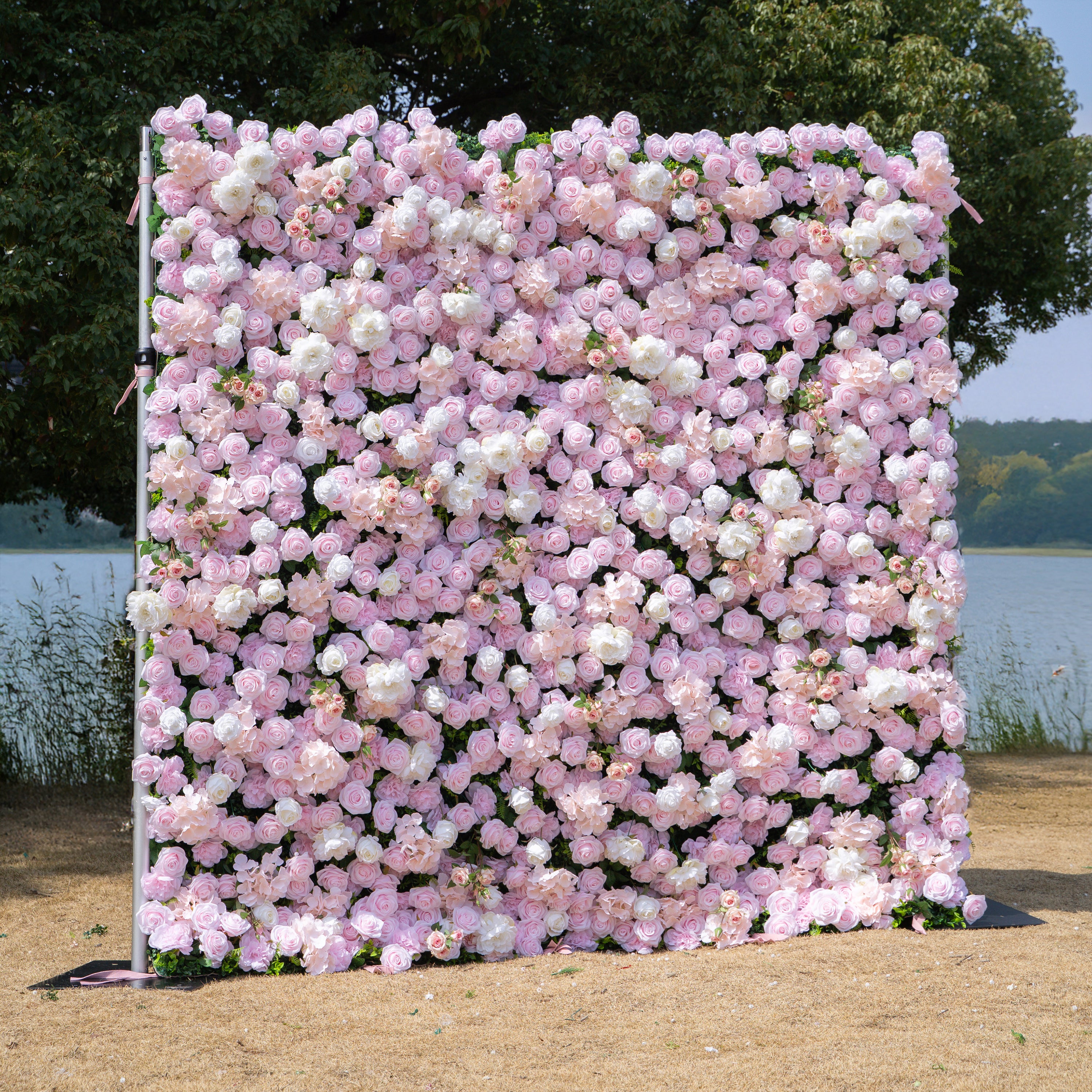 Gabriella：3D Fabric Artificial rolling up curtain flower wall