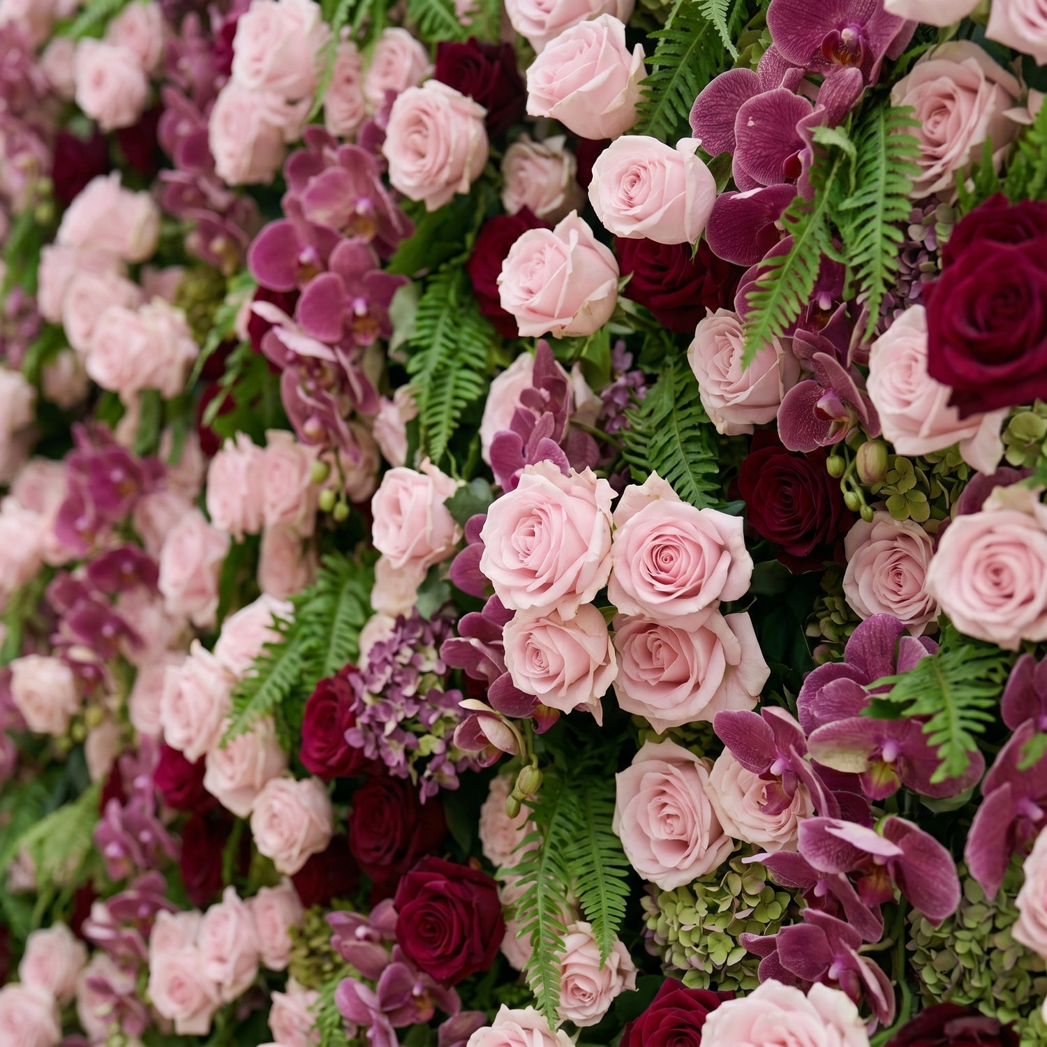 Gaellena:Luxury 5D Burgundy &amp; Blush Pink Floral Wall with Greenery Roll-Up Backdrop for Romantic Fall Weddings