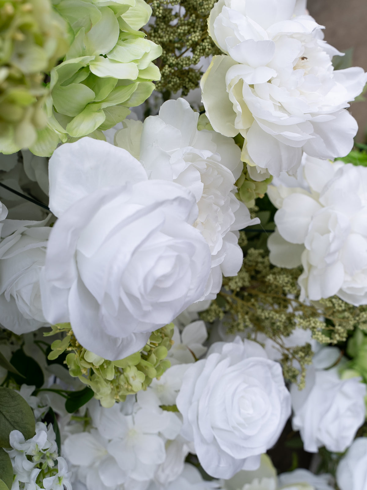 Galene: White and Green Rose Calla Lily Wedding Background Arch Pillar Decorative Flower Row Excluding Frame