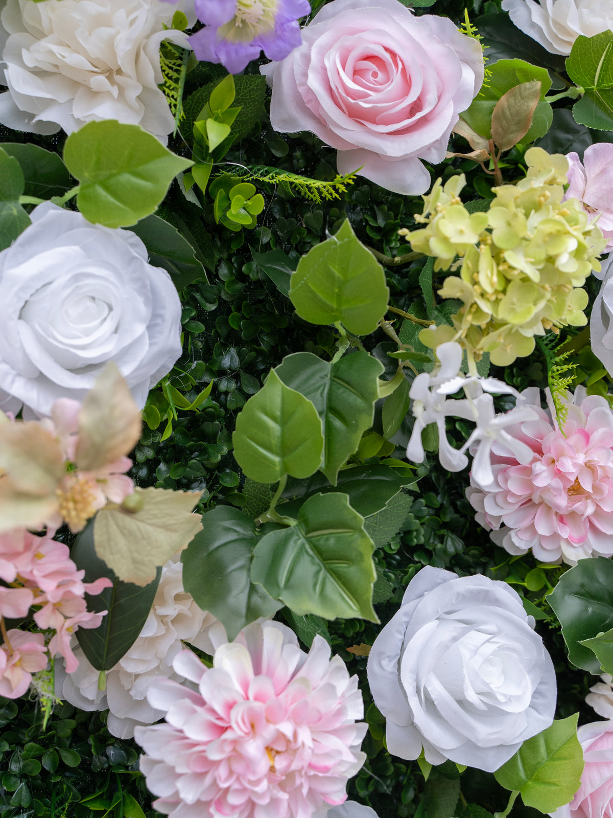 Gelara: 3D Fabric Artificial Zip Up Curtain Flower Wall For Wedding and Events Decoration