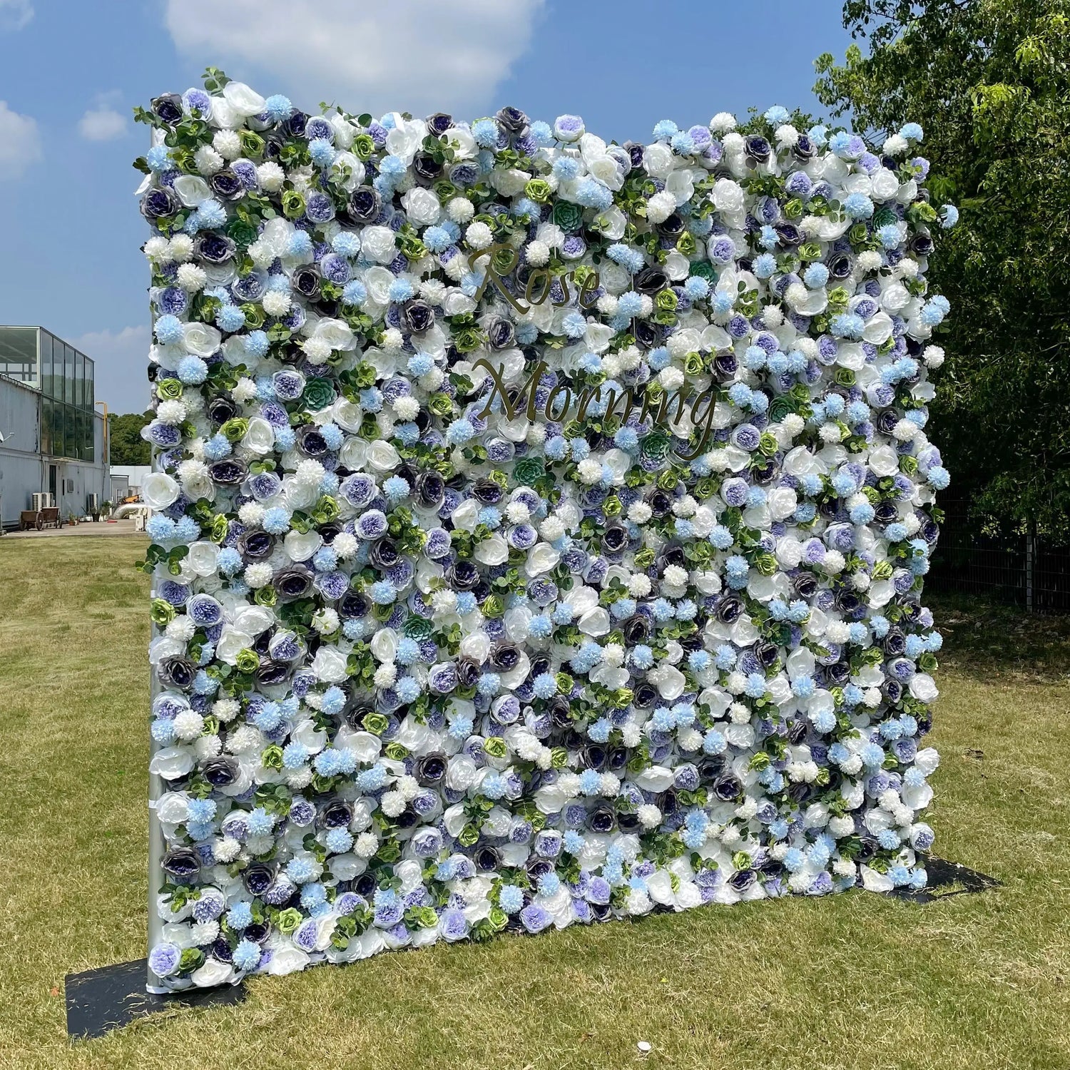 Hedy：5D Fabric Artificial rolling up curtain flower wall