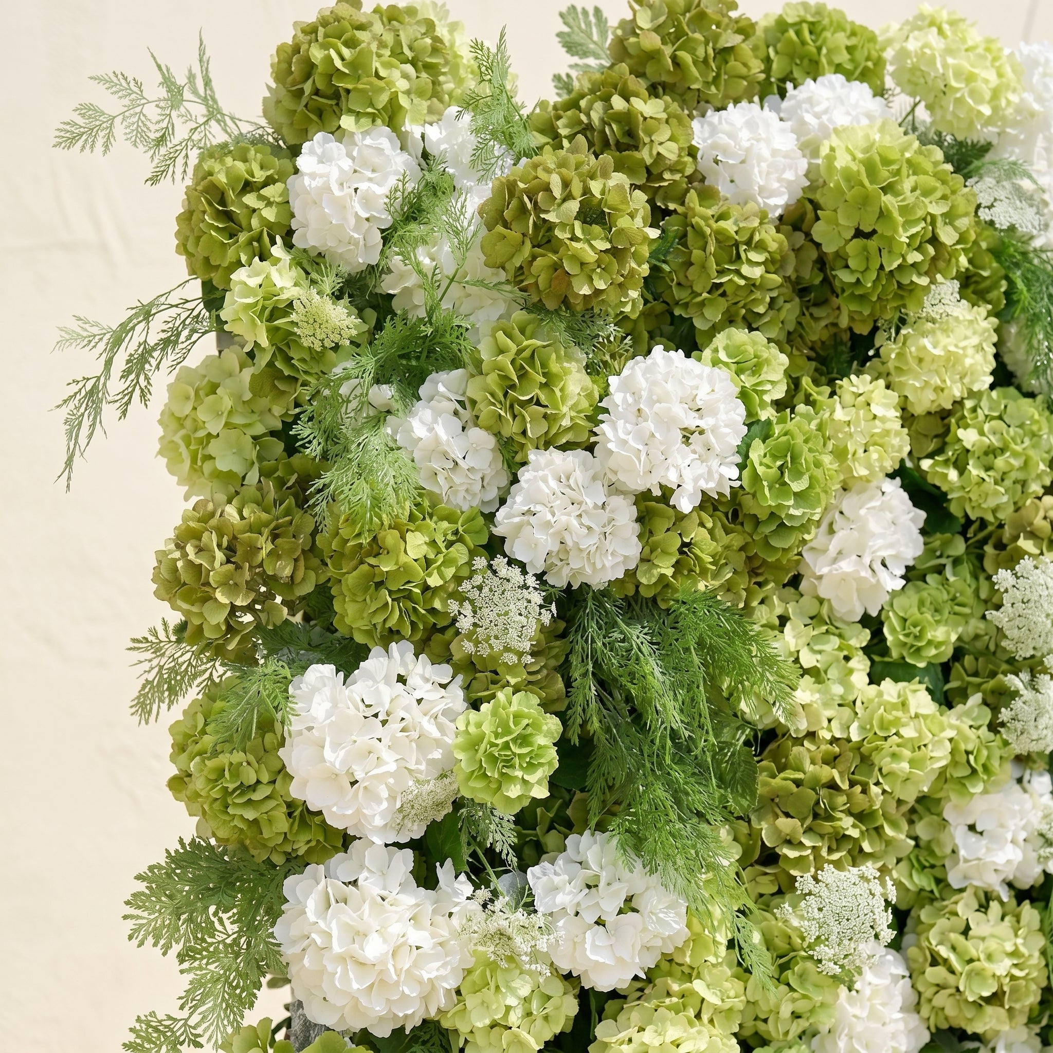 Ivelenna:Serene 5D Light Green &amp; White Floral Wall Roll-Up Backdrop for Spring-Themed Celebrations