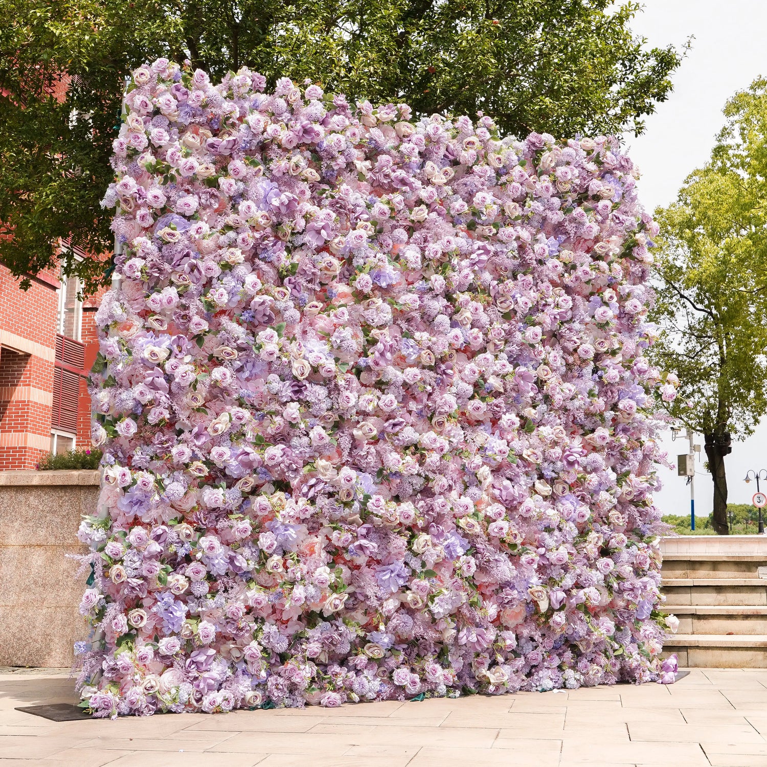 KiKi：5D Fabric Artificial rolling up curtain flower wall