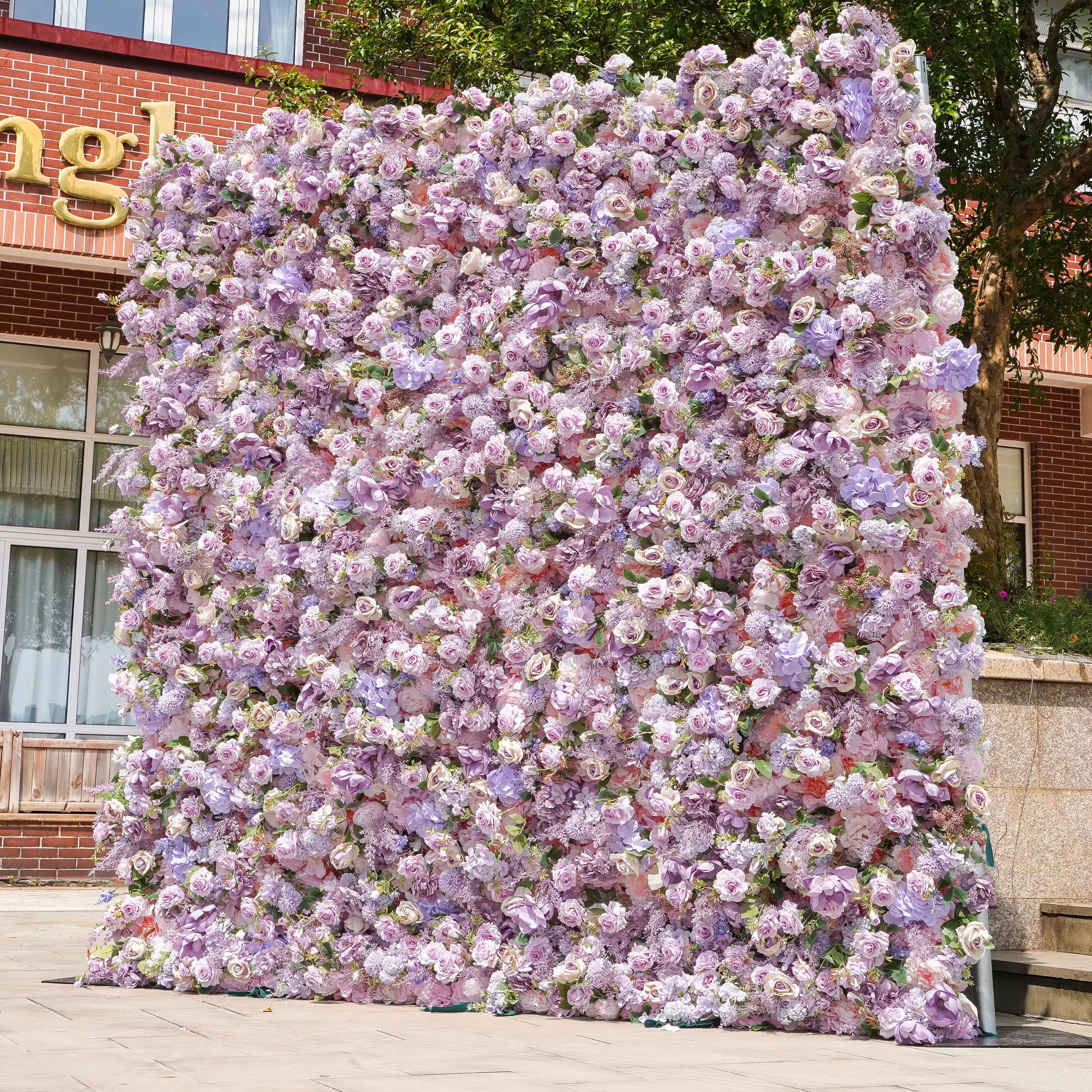 KiKi：5D Fabric Artificial rolling up curtain flower wall