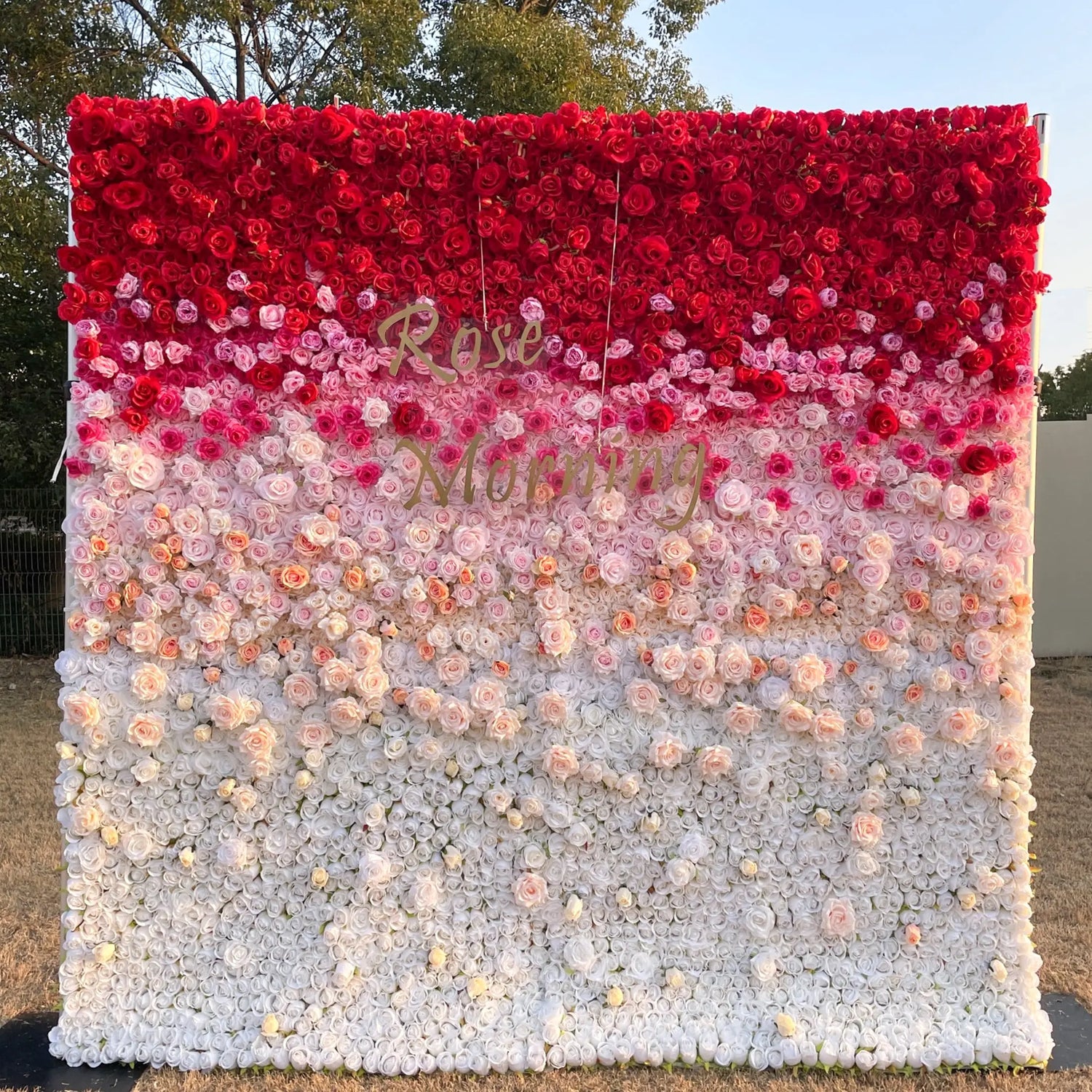 Lolita：5D Fabric Artificial rolling up curtain flower wall