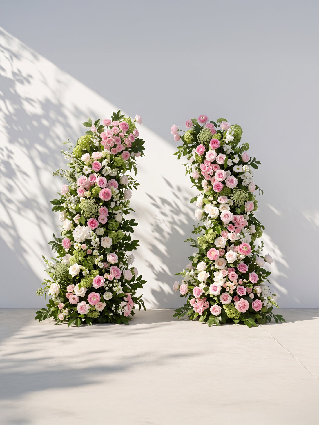 Lumena Luxury Horn Shaped Flower Arch with Frame for Wedding Party Event Backdrop Decoration — front view