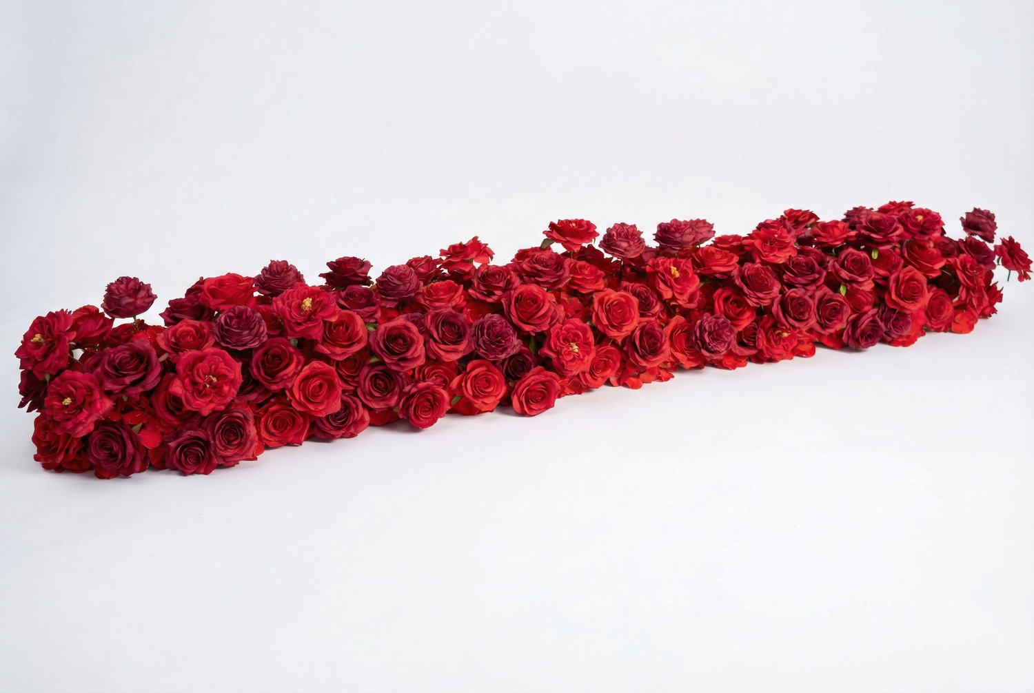 Luna Flower Runner：2026 New Red Long strip flower row trailing long table arrangement table runner