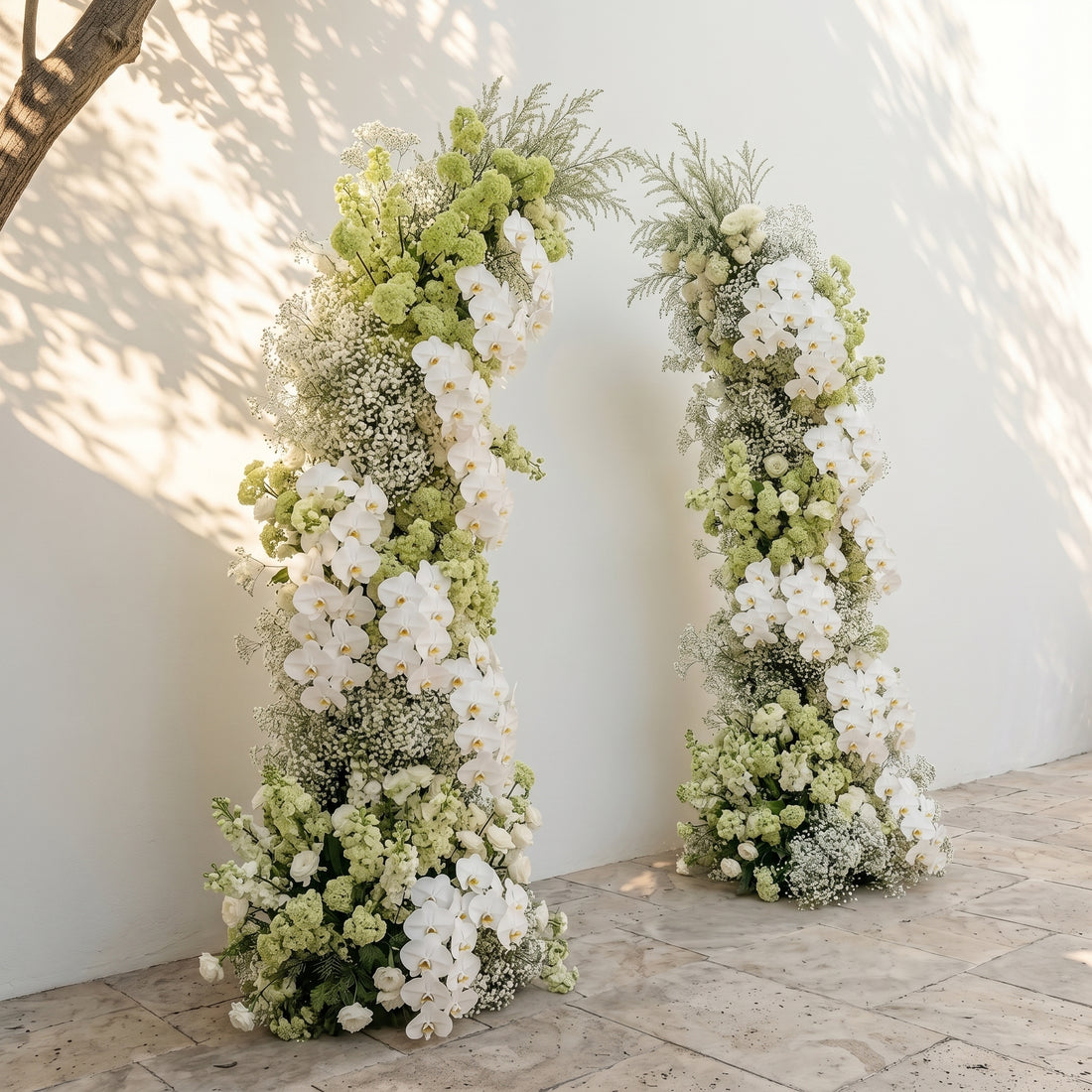 Maellyra:Ivory White Orchid &amp; Fresh Green Silk Floral Ground Horn Arch Arrangement with Soft Sorelia &amp; Cascading Lush Greenery for Romantic Minimalist Weddings &amp; Garden Event Decor Including Frame