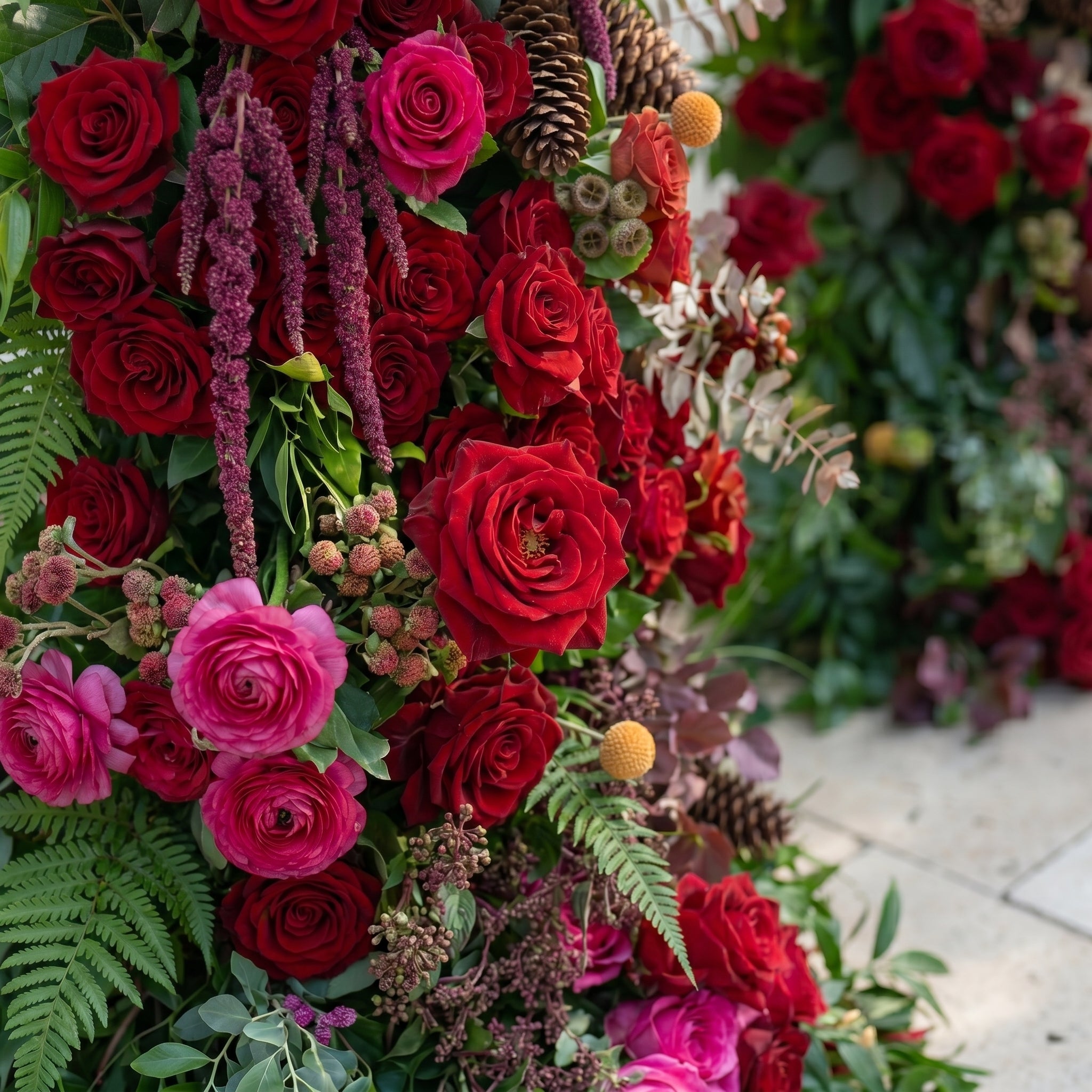Marellyn Horn Arch: Luxury Floral Arch with Red Roses and Greenery Flower Arch for Garden Weddings&amp;Chrismas Events Decoration Incuding Frame