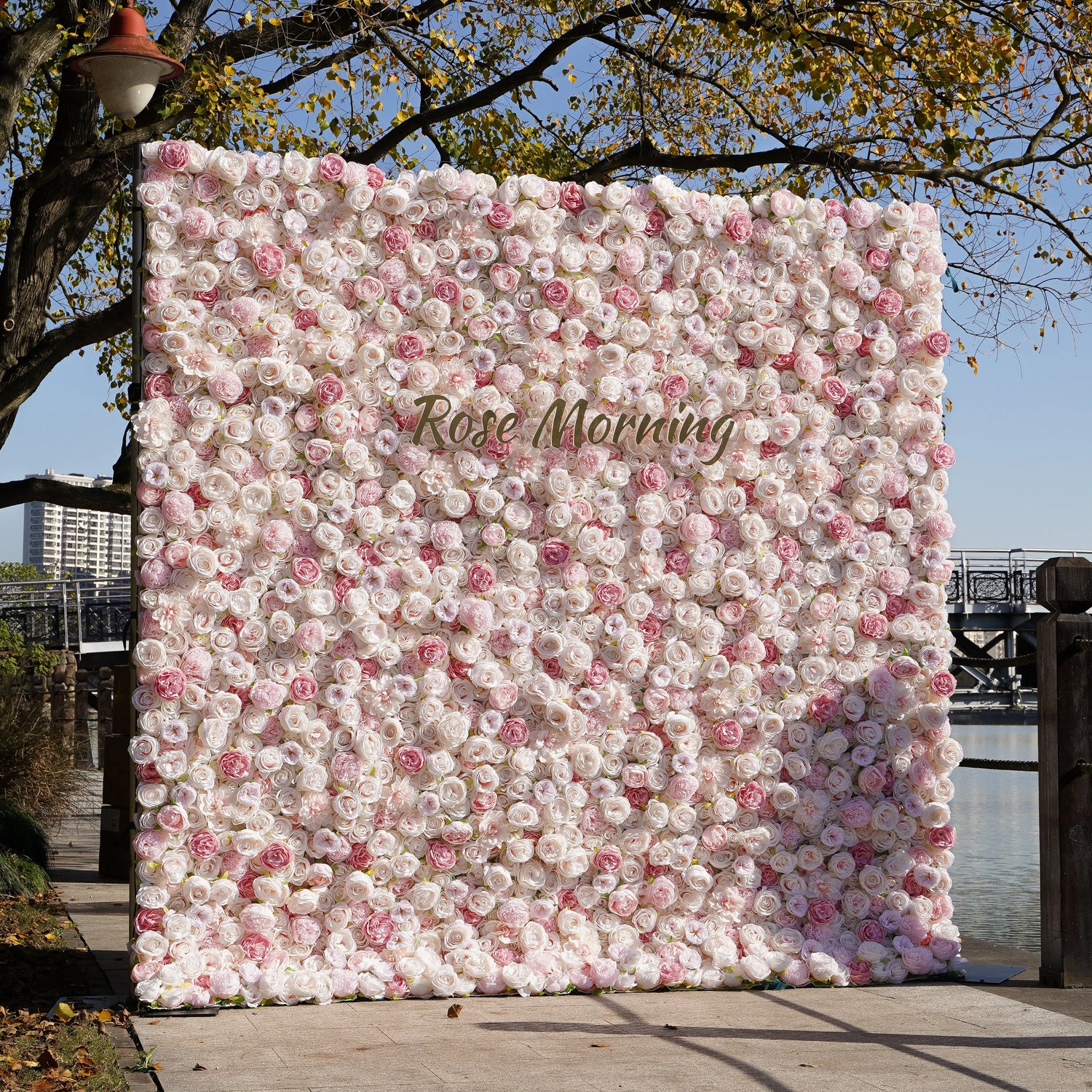 Miss Bella：3D Fabric Artificial rolling up curtain flower wall