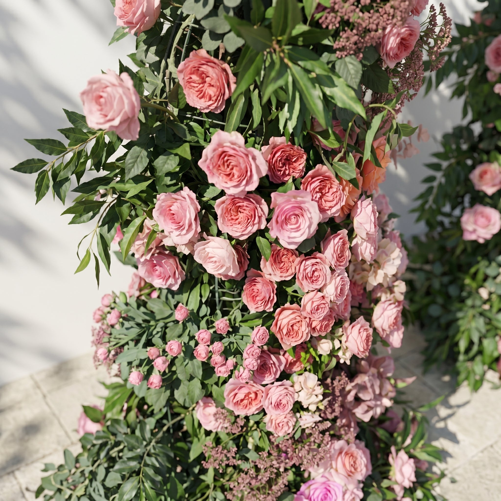 Morbelle Horn Arch: Blush Pink Roses Flower Arch with Greenery for Luxury and Natural Garden Weddings&amp;Events Decoration Incuding Frame