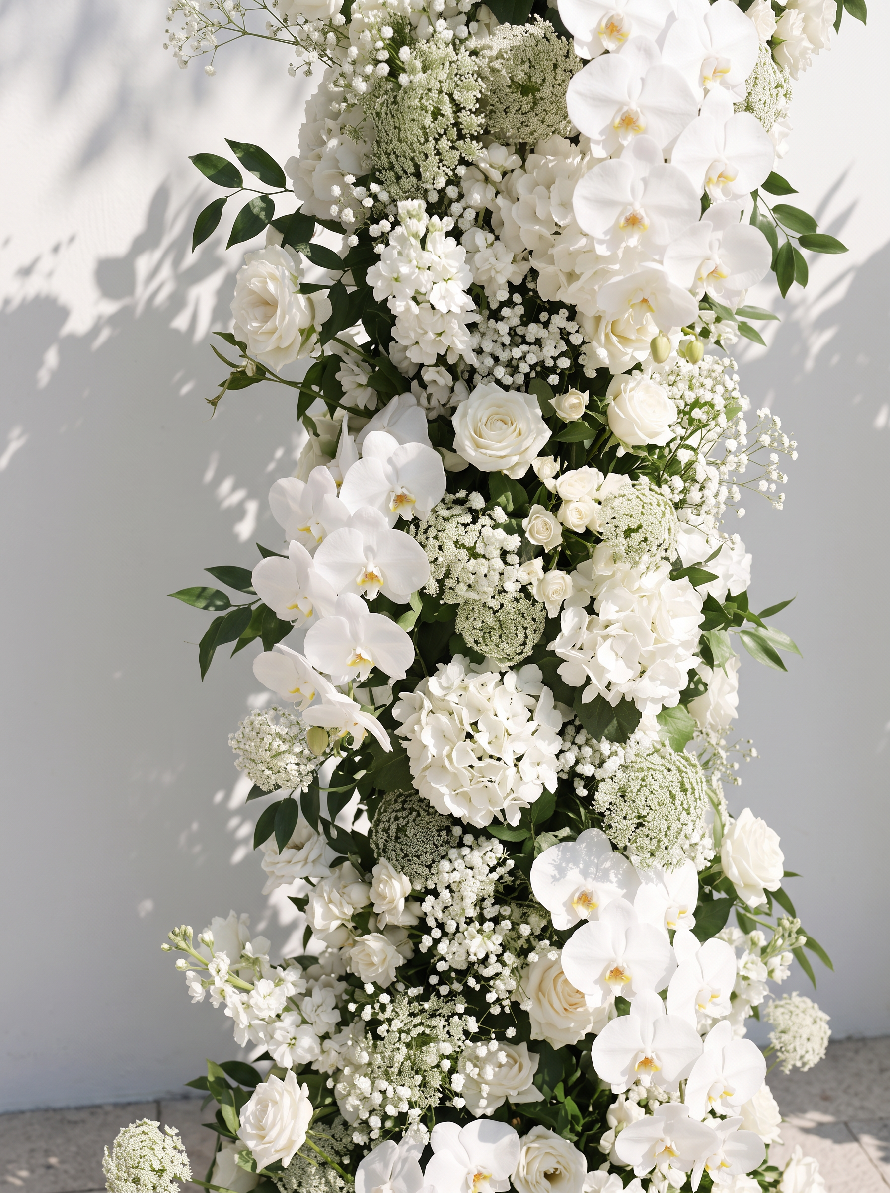 Nellune Luxury Horn Shaped Flower Arch with Frame for Wedding Party Event Backdrop Decoration — floral detail