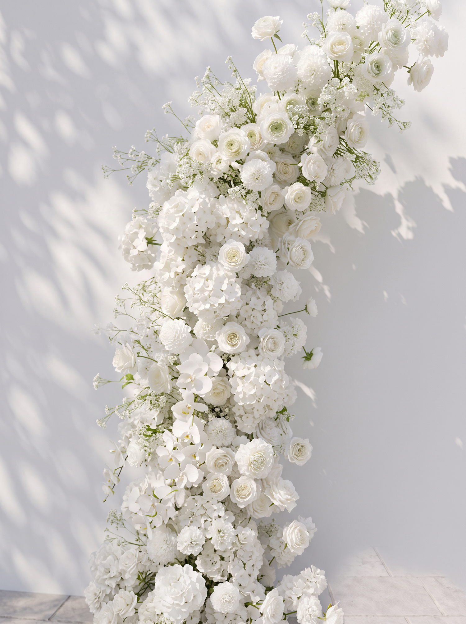 Palora Luxury Horn Shaped Flower Arch with Frame for Wedding Party Event Backdrop Decoration — floral detail