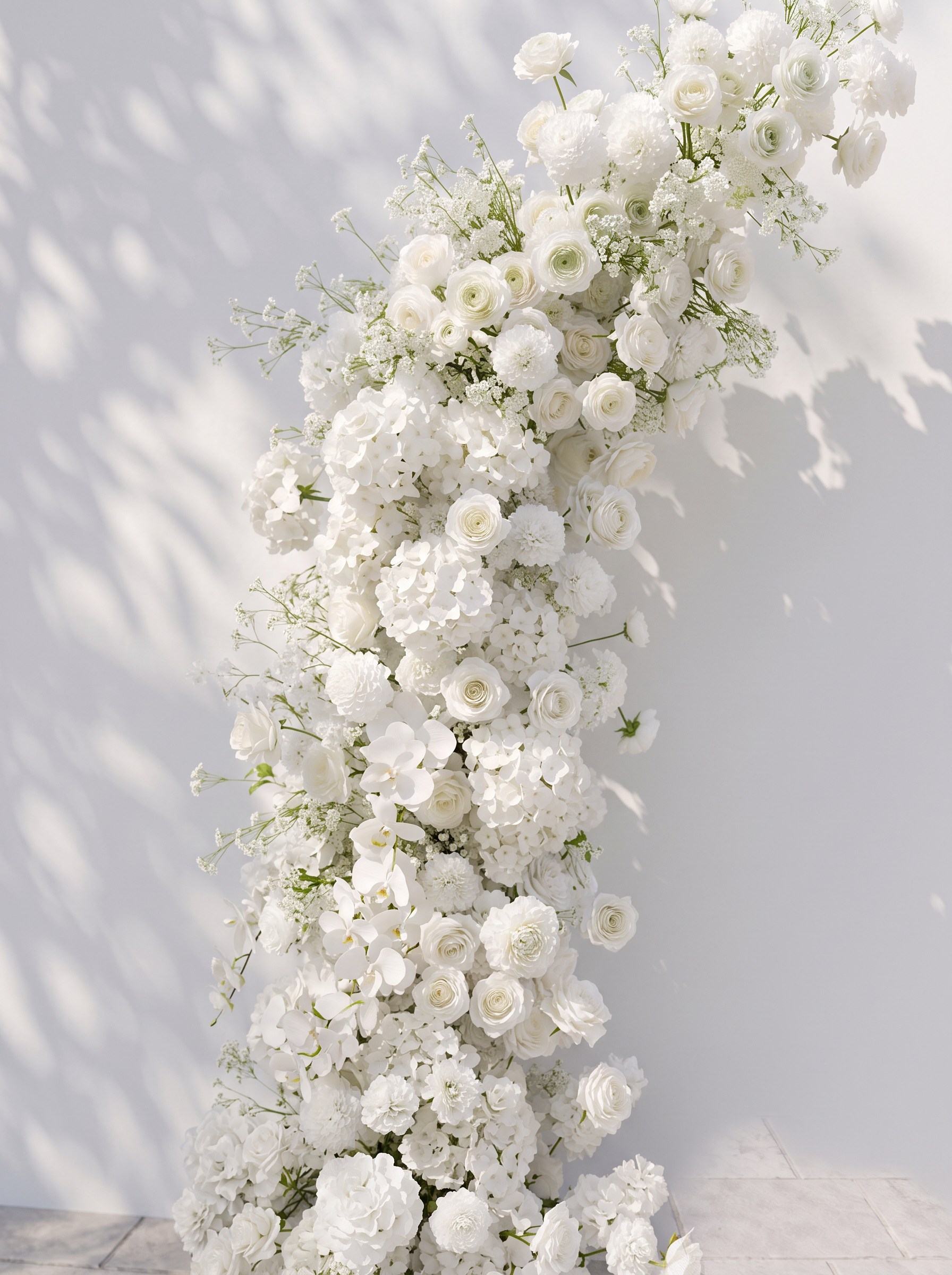 Palora Luxury Horn Shaped Flower Arch with Frame for Wedding Party Event Backdrop Decoration — floral detail