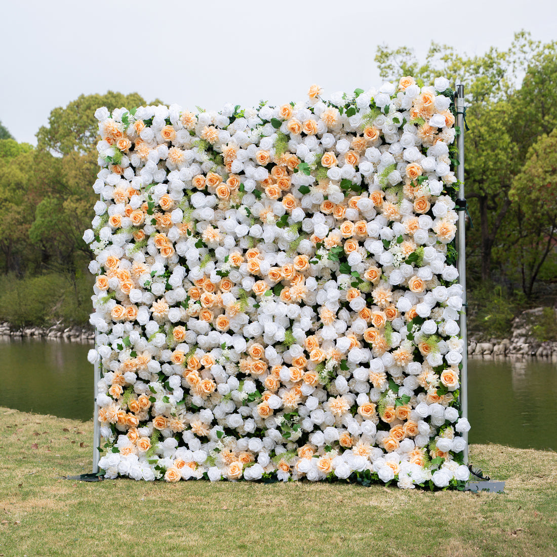 Penelope：3D Fabric Artificial rolling up curtain flower wall