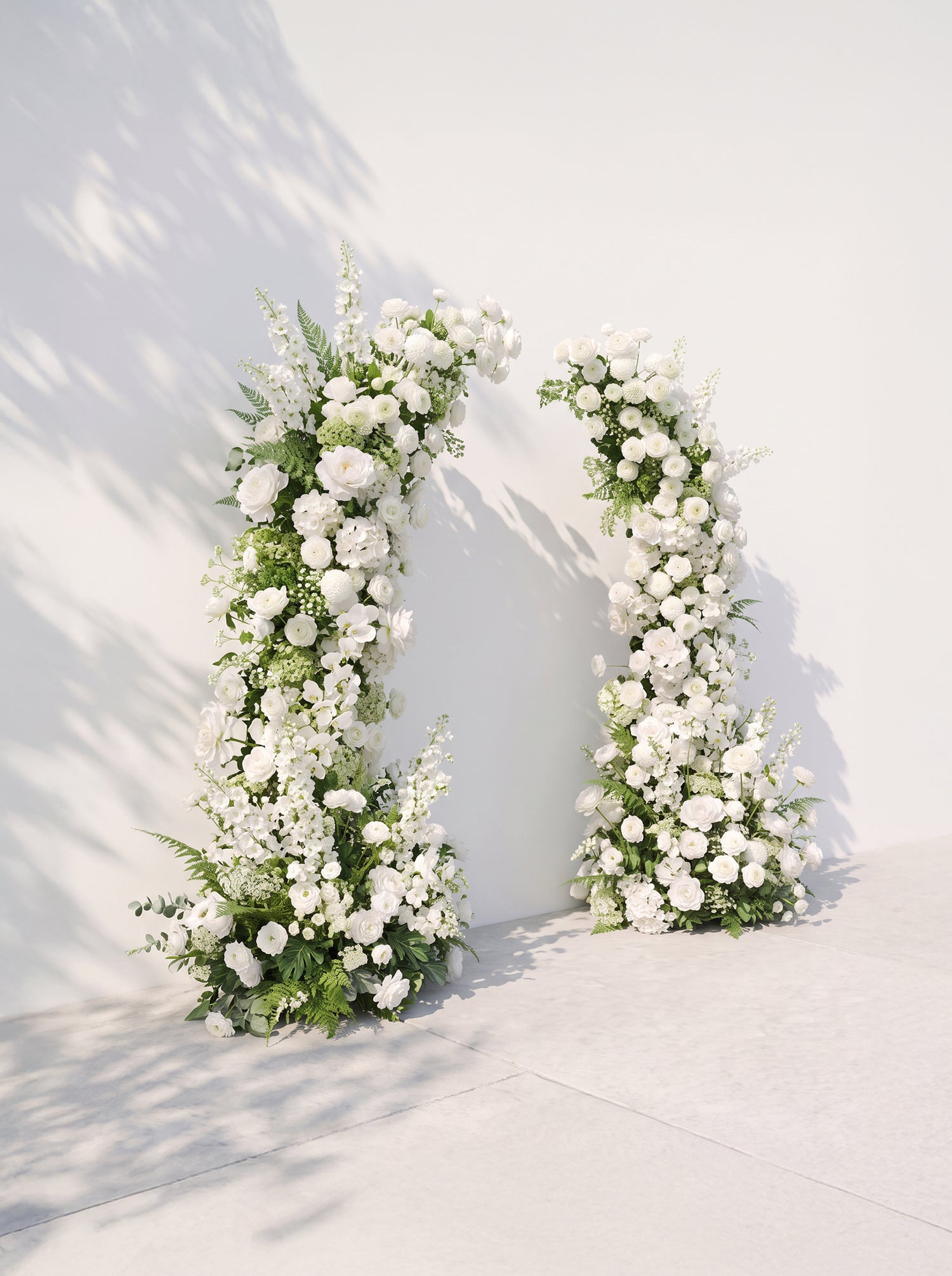 Perrella Luxury Horn Shaped Flower Arch with Frame for Wedding Party Event Backdrop Decoration — left view