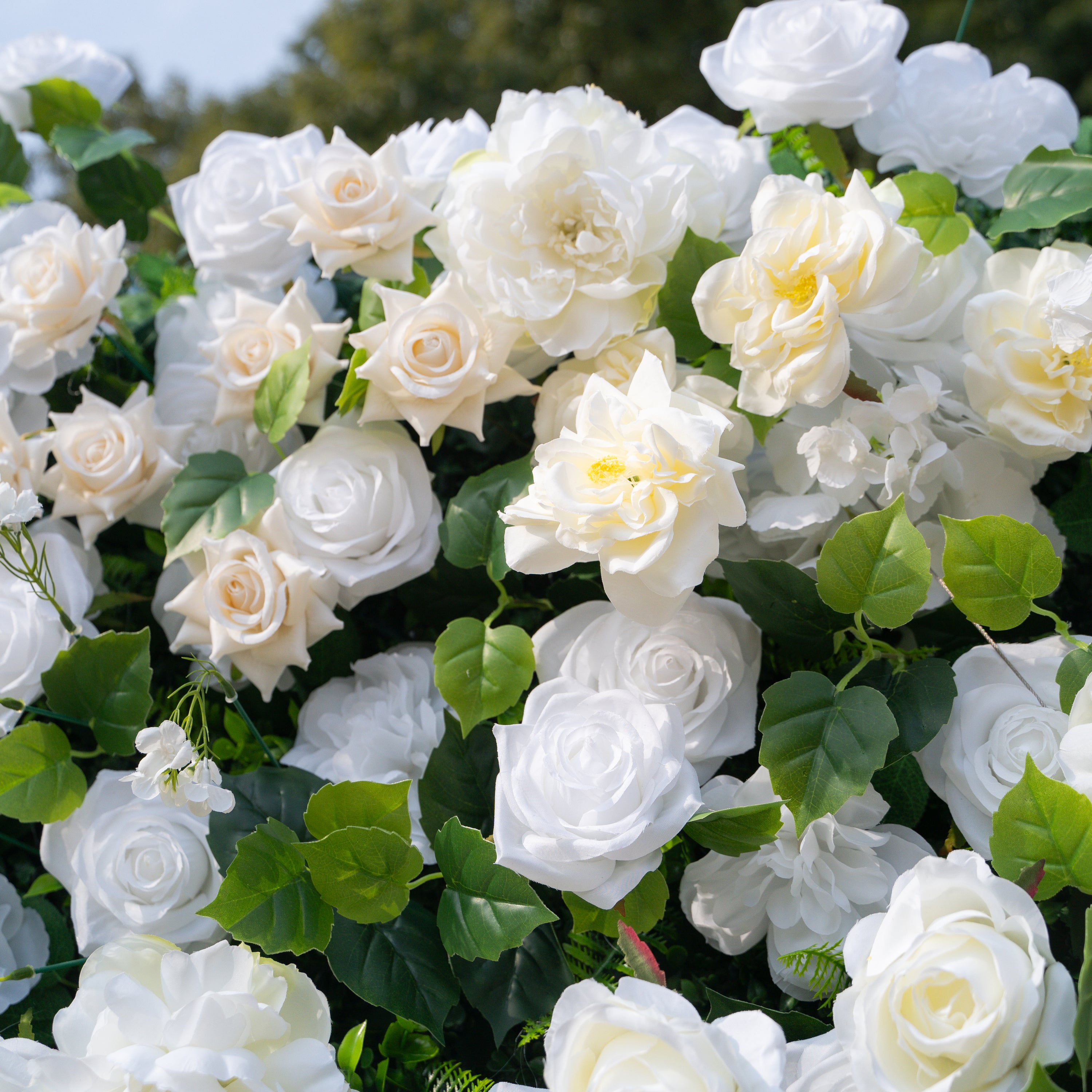 Piper：3D Fabric Artificial rolling up curtain flower wall