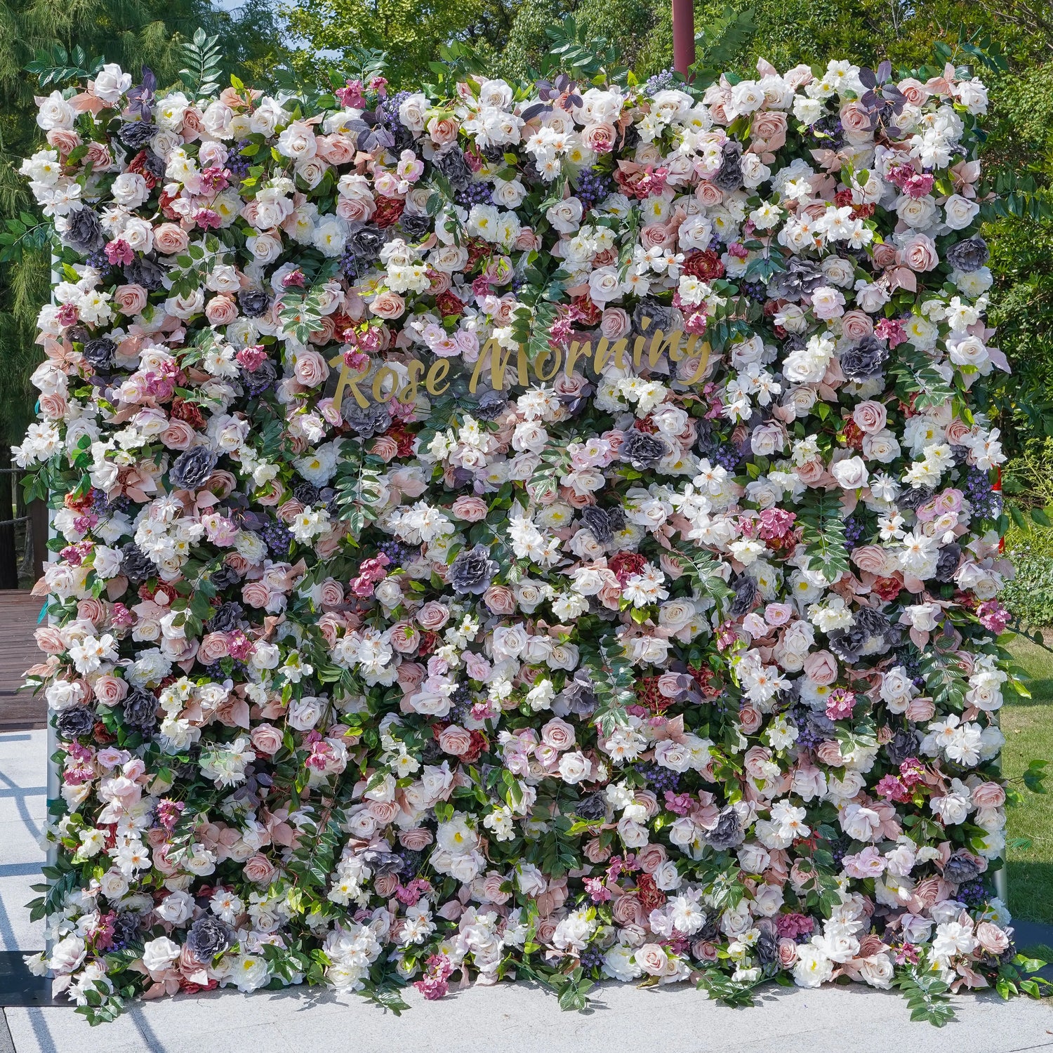 Selena：5D Fabric Artificial rolling up curtain flower wall