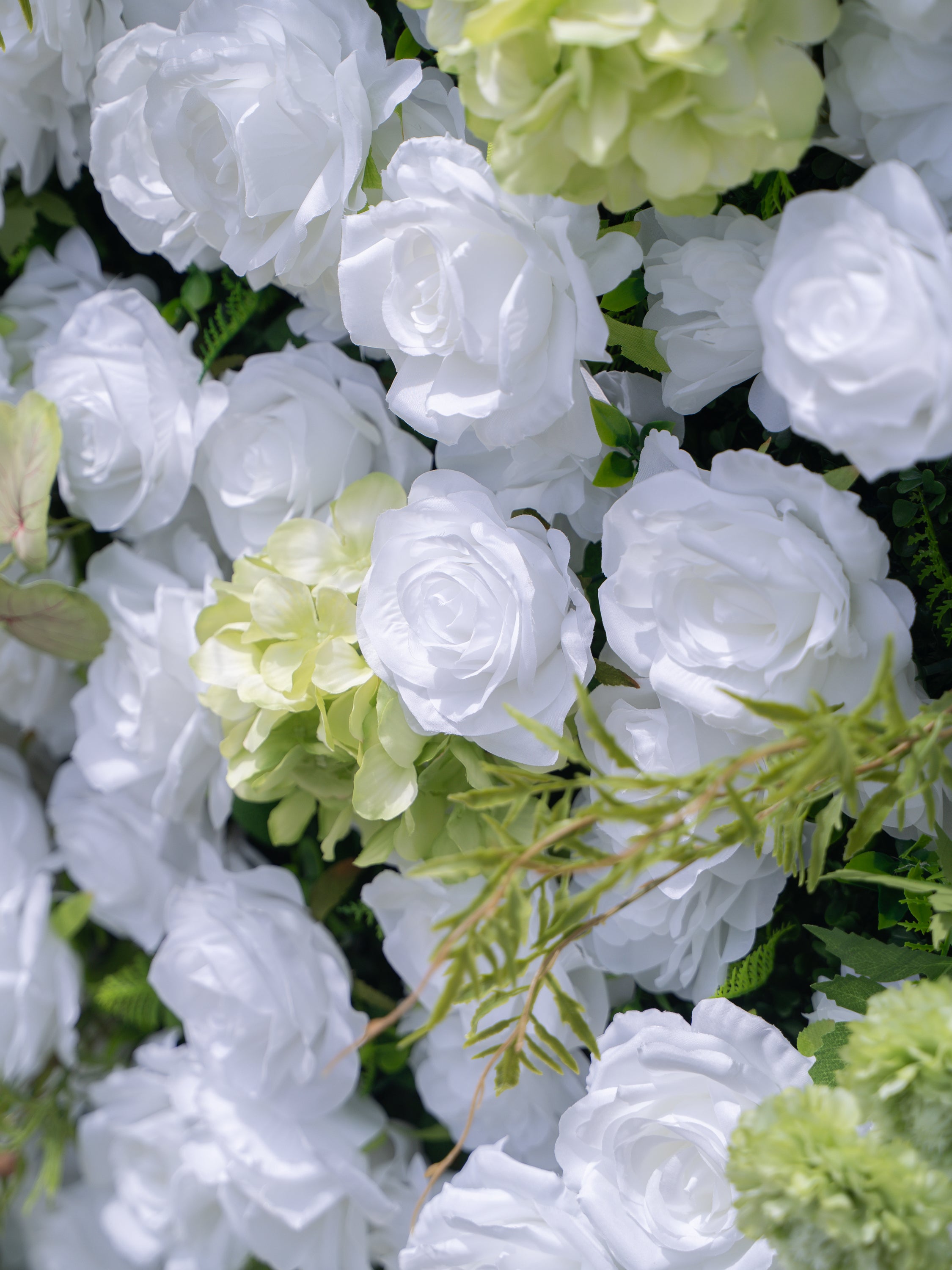 Selloria 5D Fabric Artificial rolling up curtain flower wall — floral detail