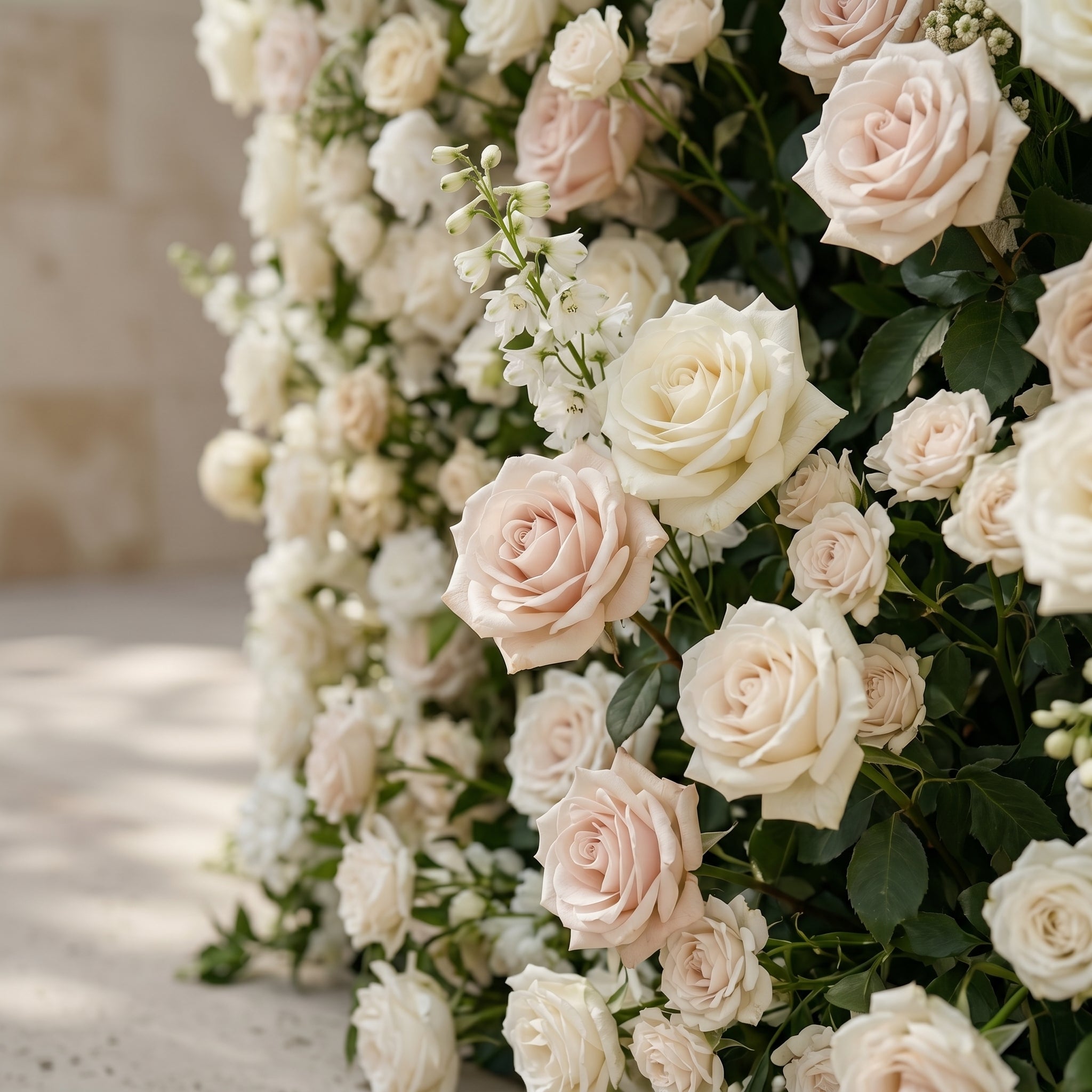 Sirenbelle:Luxury 5D Cream &amp; Ivory Silk Floral Wall Roll-Up Backdrop for Timeless Elegant Weddings
