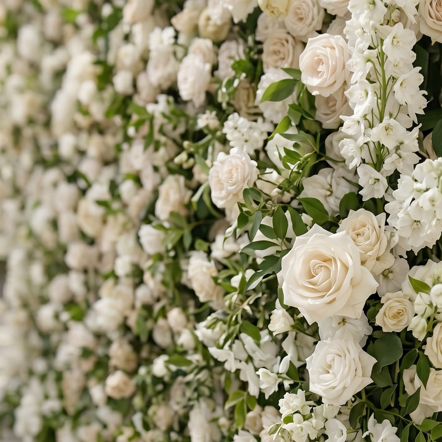Sirenbelle:Luxury 5D Cream &amp; Ivory Silk Floral Wall Roll-Up Backdrop for Timeless Elegant Weddings