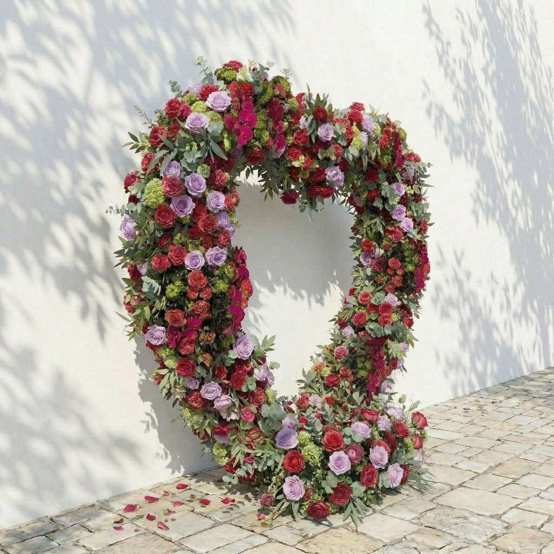 Solmira: Luxury Berry-Toned &amp; Pale Purple Heart Flower Arch with Mixed Foliage for Proposal Decor