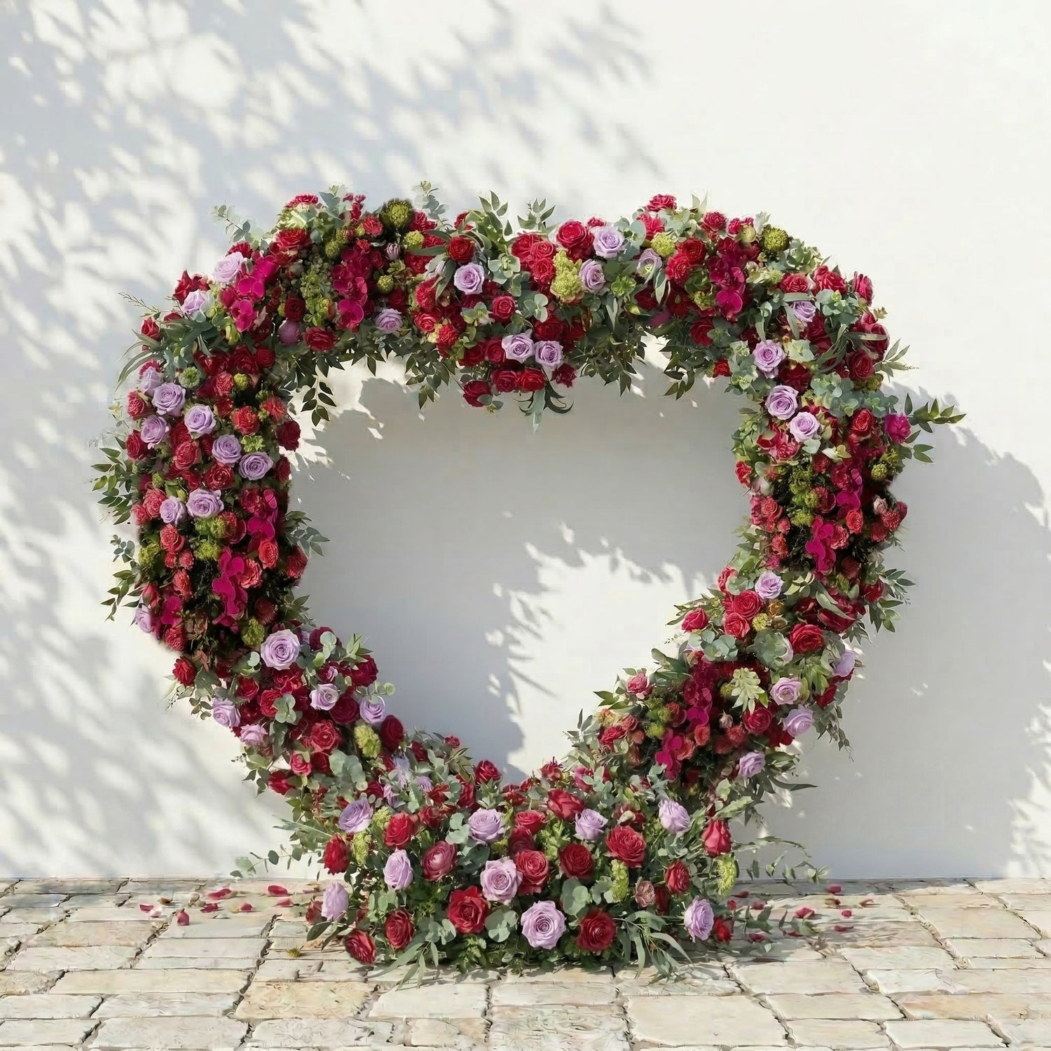 Solmira: Luxury Berry-Toned &amp; Pale Purple Heart Flower Arch with Mixed Foliage for Proposal Decor