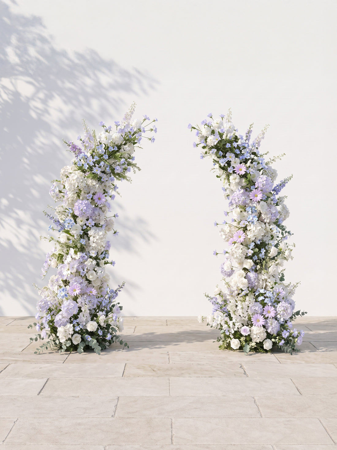 Solvia Luxury Horn Shaped Flower Arch with Frame for Wedding Party Event Backdrop Decoration — front view