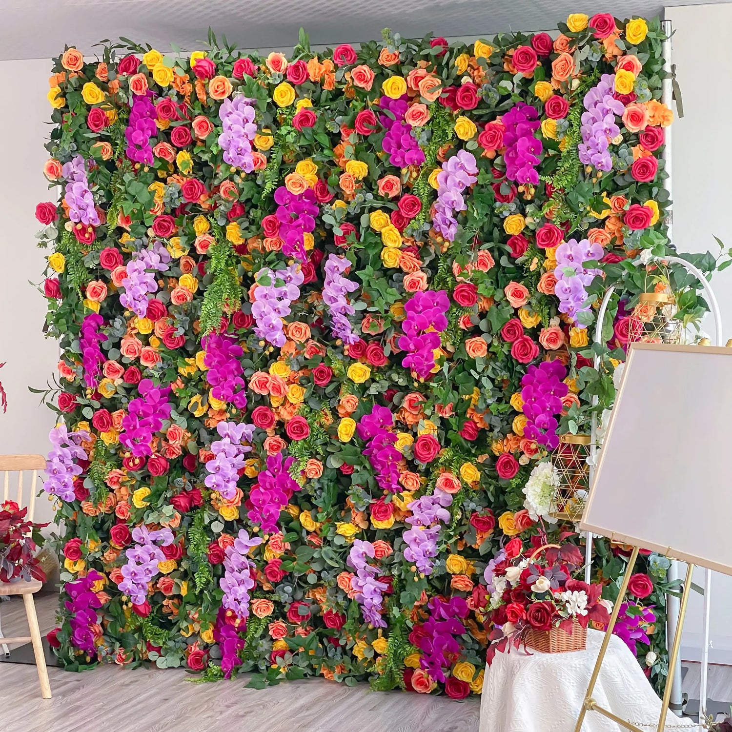 Starry：5D Fabric Artificial rolling up curtain flower wall