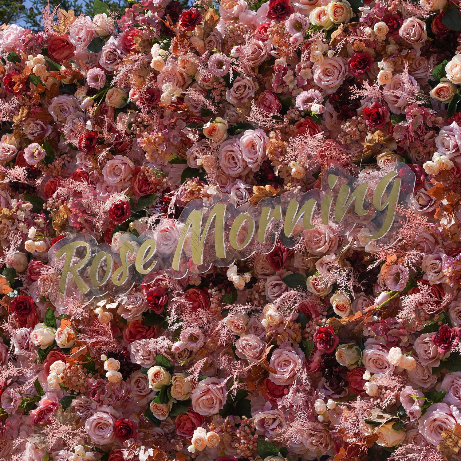 Sweetheart：5D Fabric Artificial rolling up curtain flower wall