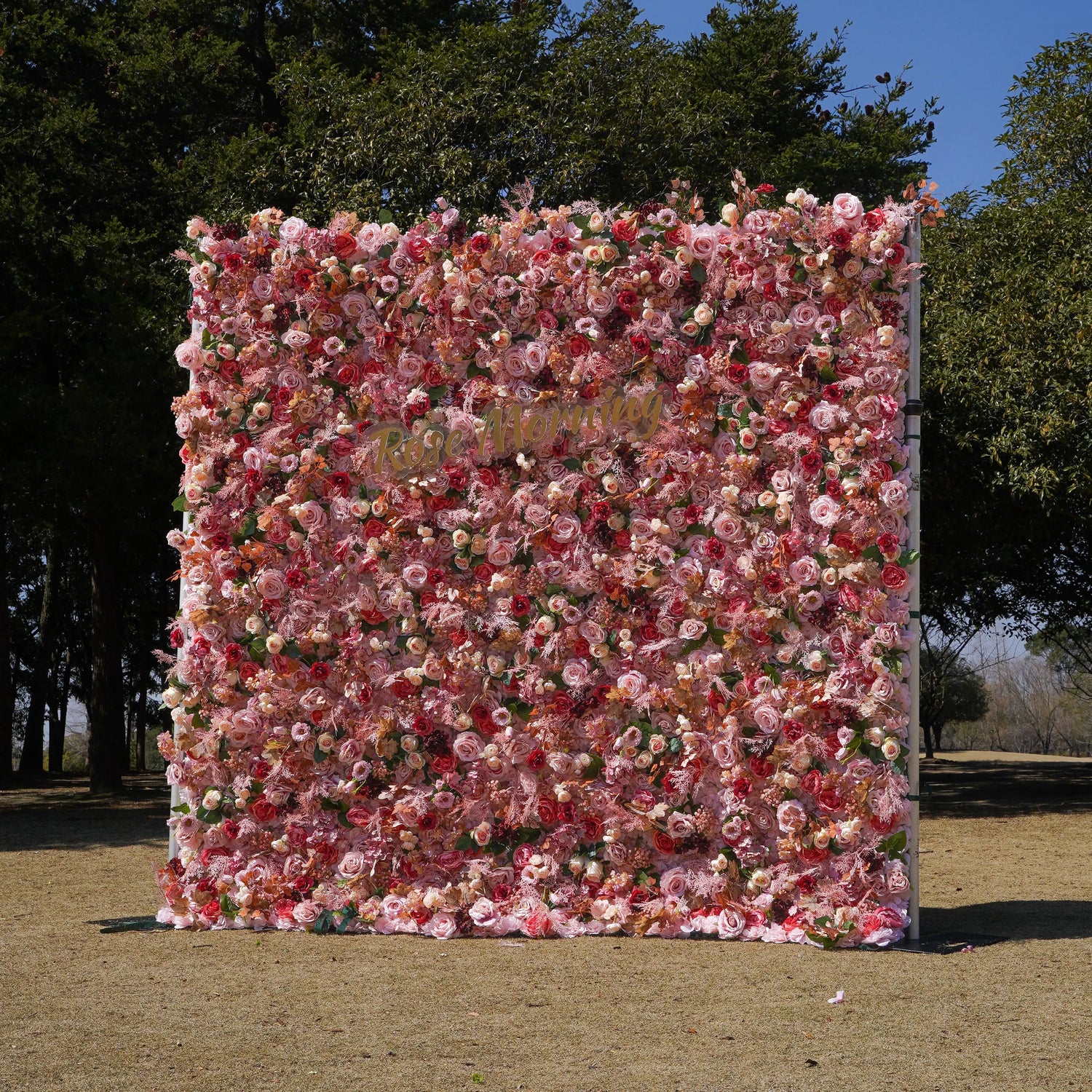 Sweetheart：3D Fabric Artificial rolling up curtain flower wall