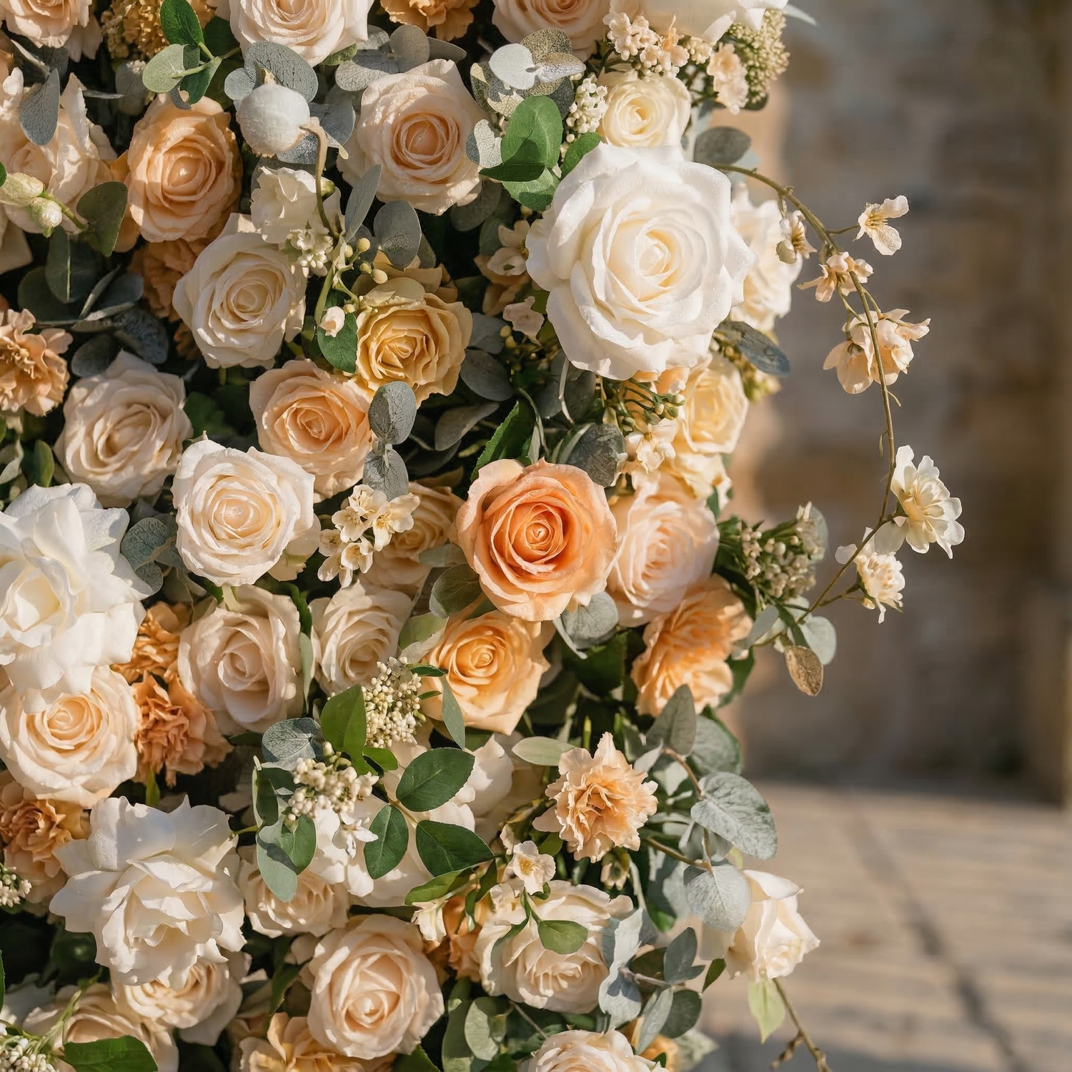 Tarelle: 5D Champagne and Cream Silk Rose Flower Wall Roll-Up Fabric Backdrop for Garden Weddings &amp; Events