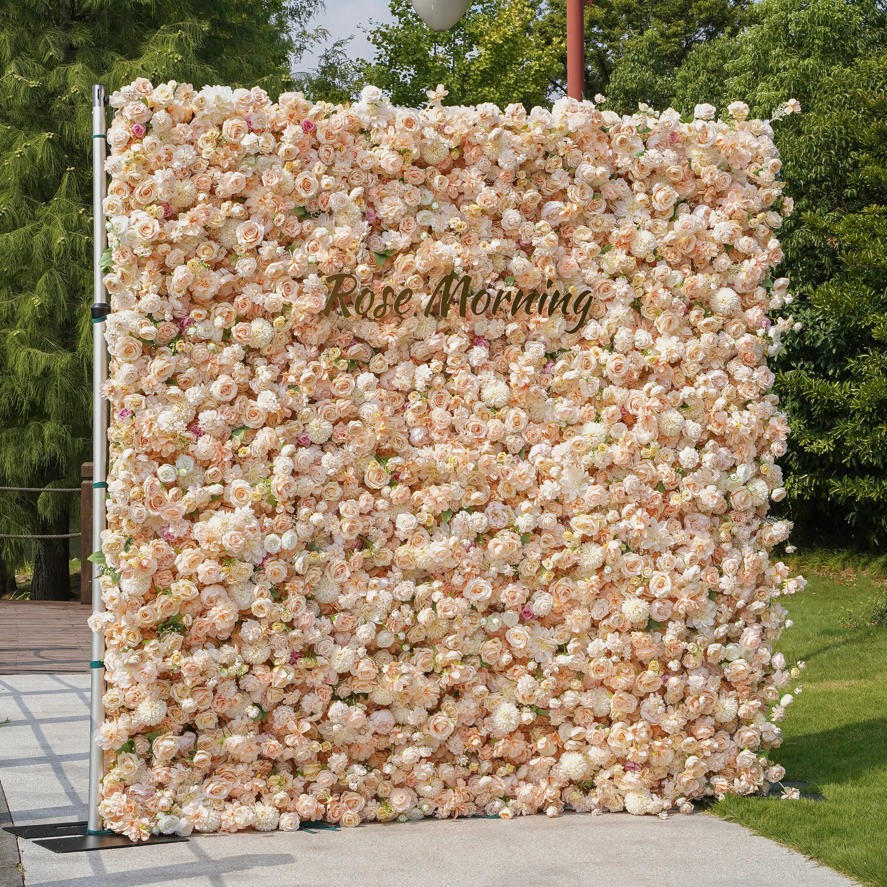 Vivian：New 5D Fabric Artificial rolling up curtain flower wall